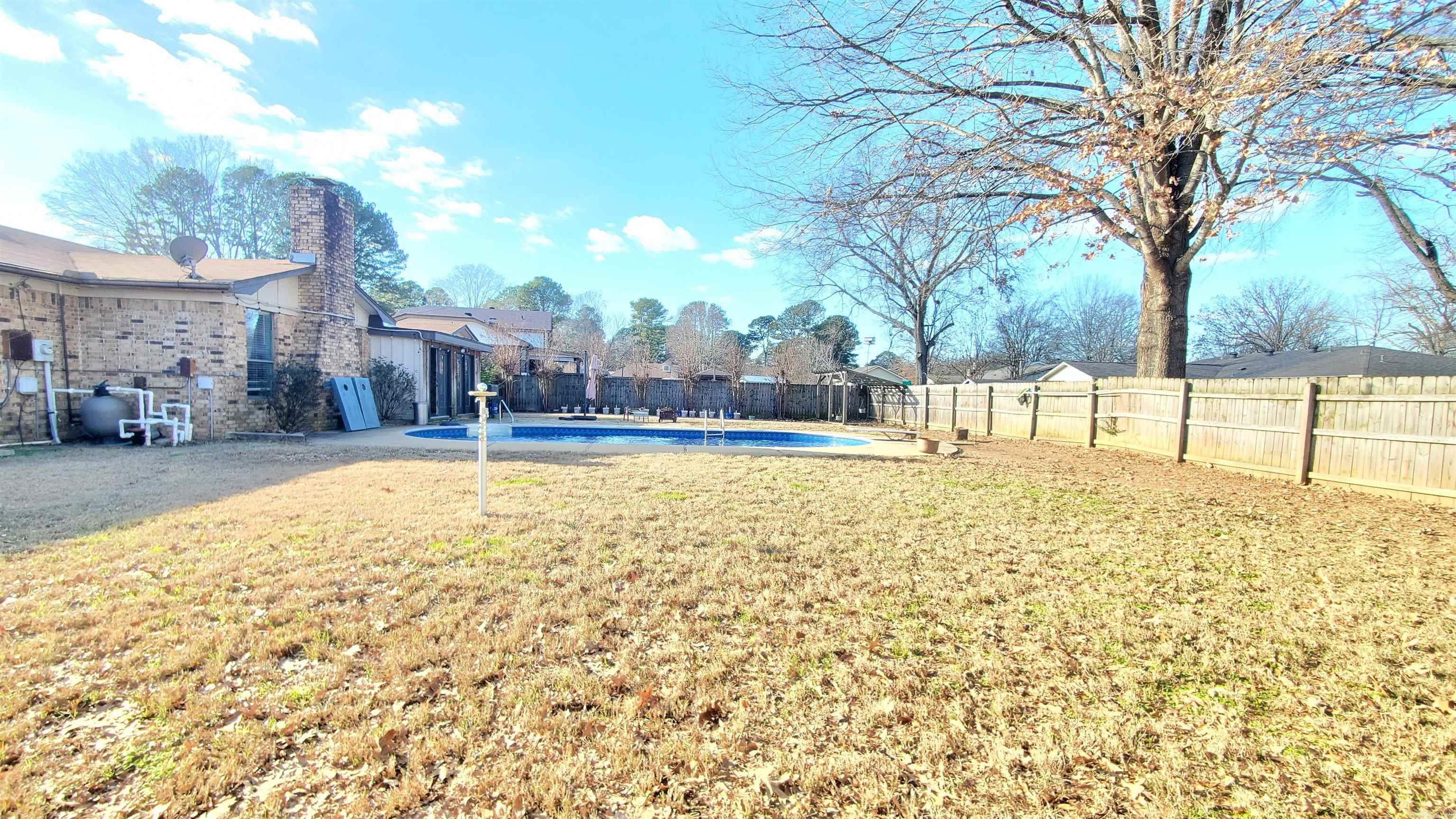 FOXWOOD J - Residential