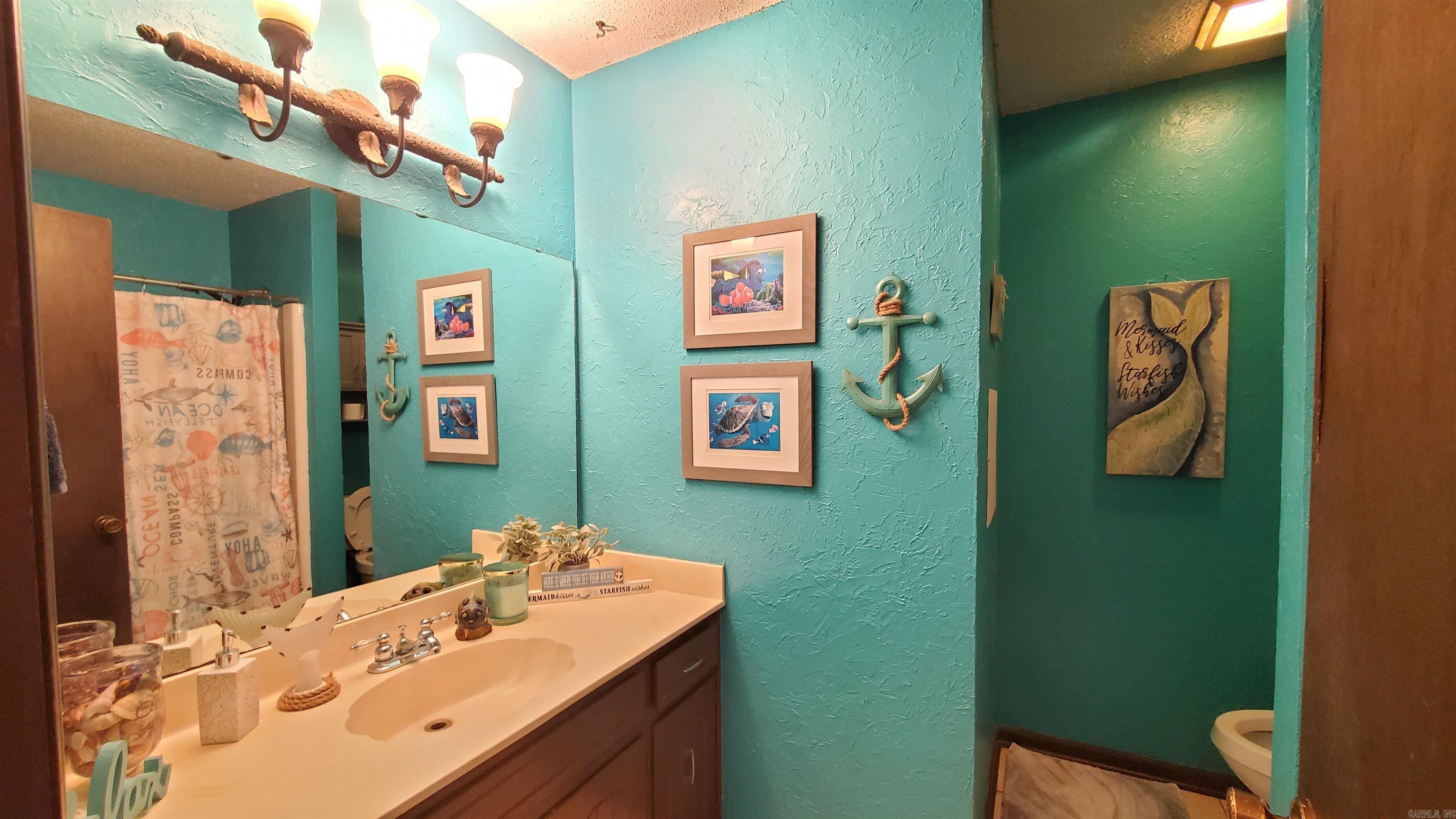 FOXWOOD J - Residential