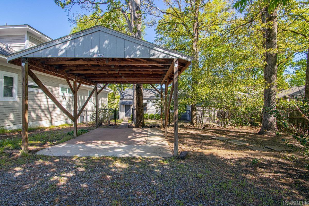 HILLCREST - Residential