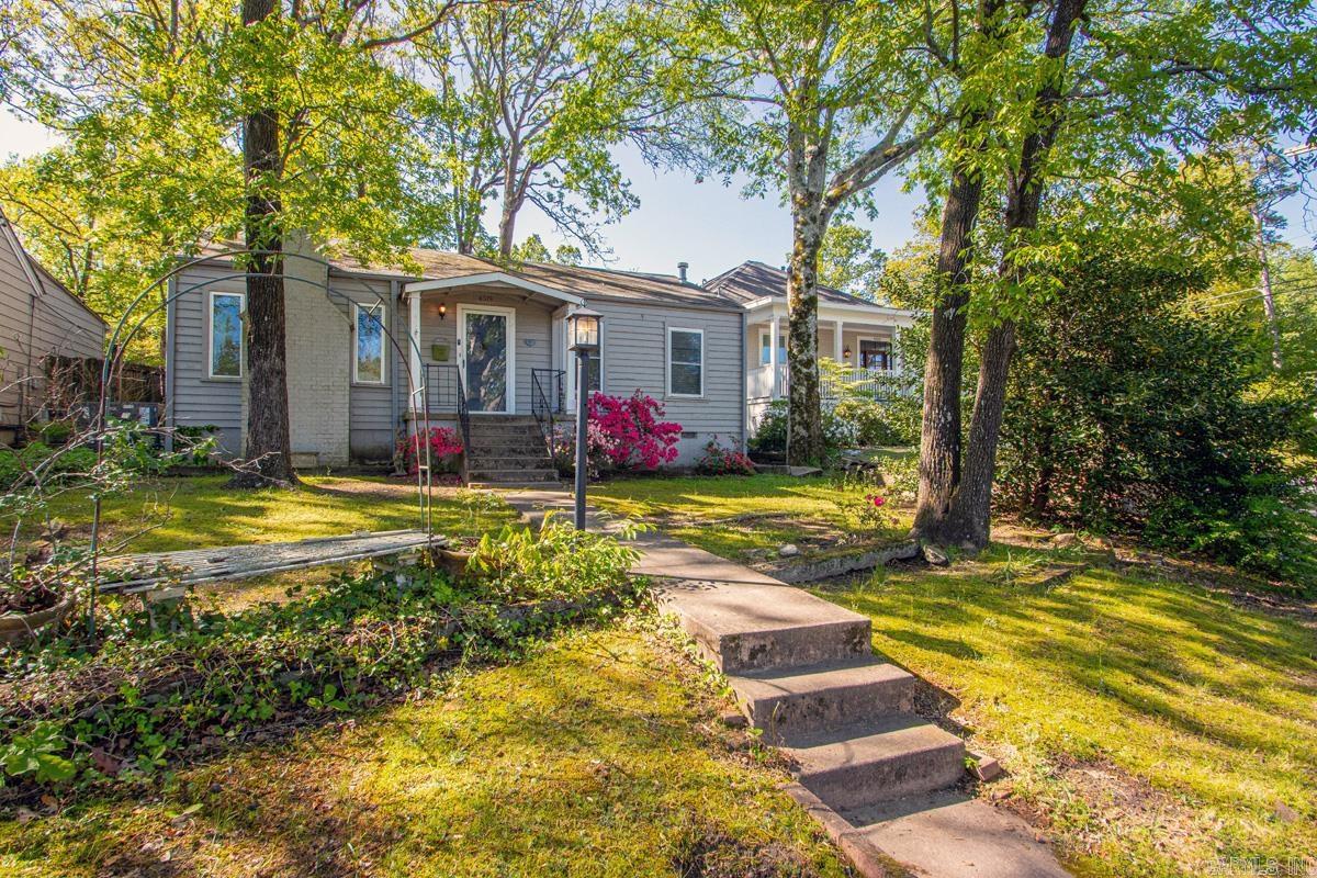 HILLCREST - Residential