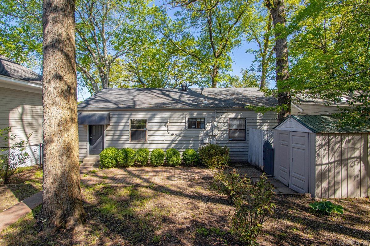 HILLCREST - Residential