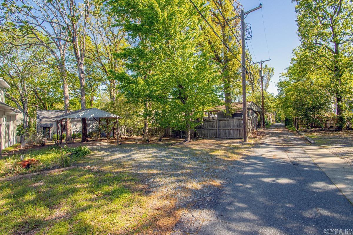 HILLCREST - Residential