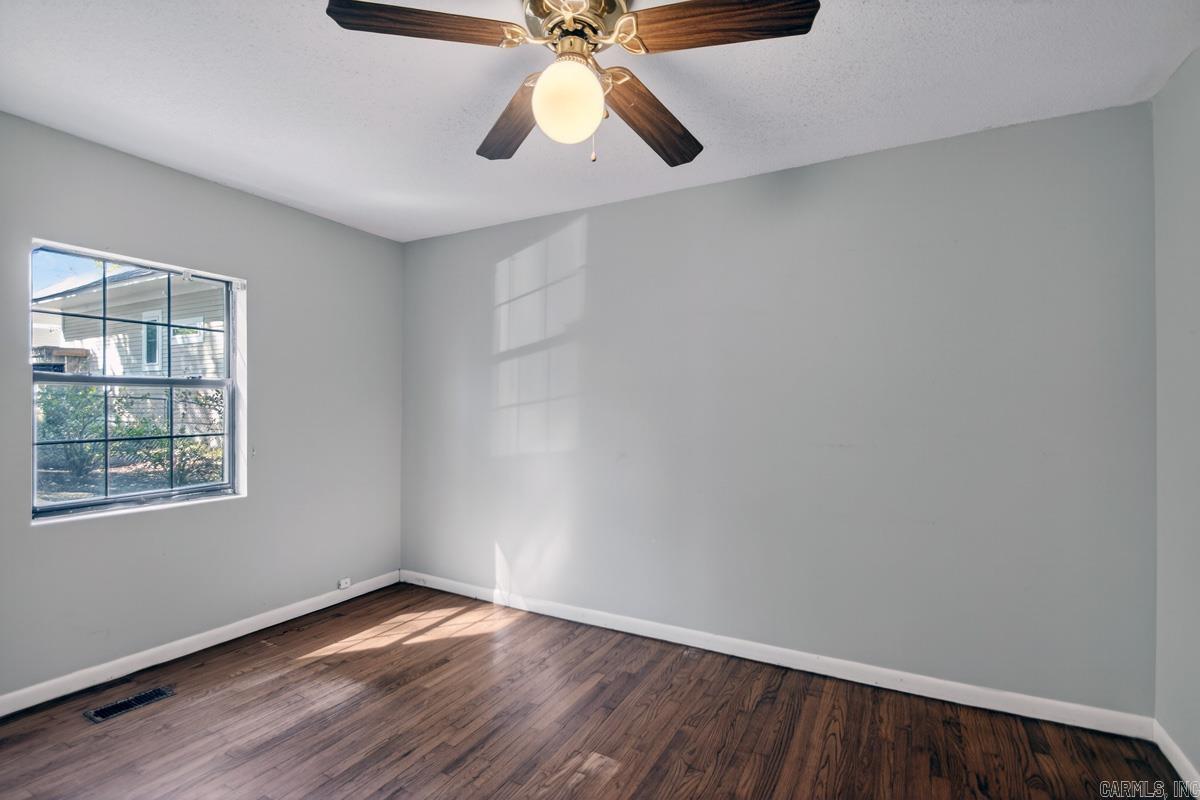 HILLCREST - Residential