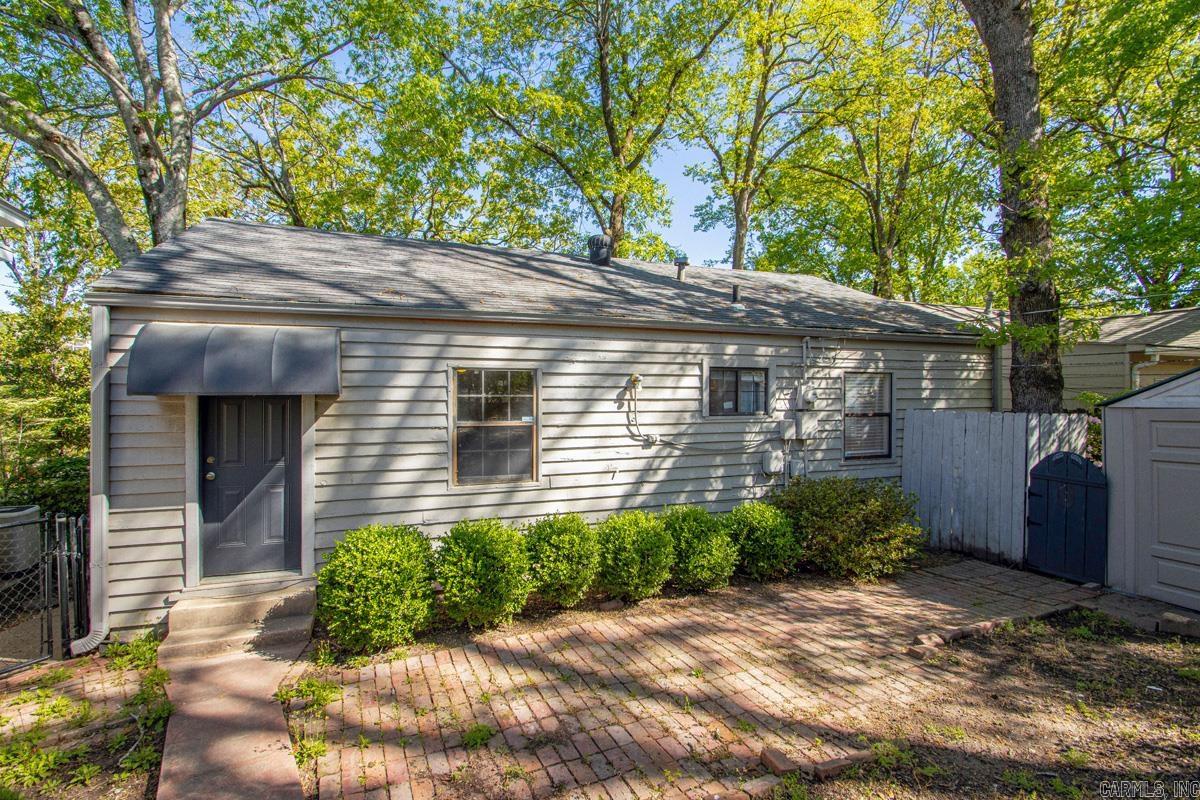 HILLCREST - Residential