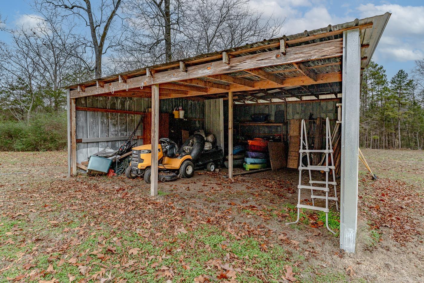 TOWN BRANCH ACRES - Residential