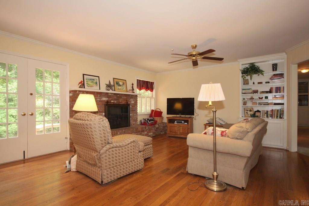 Leawood Heights - Residential