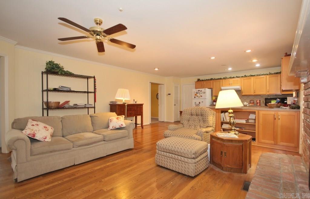 Leawood Heights - Residential