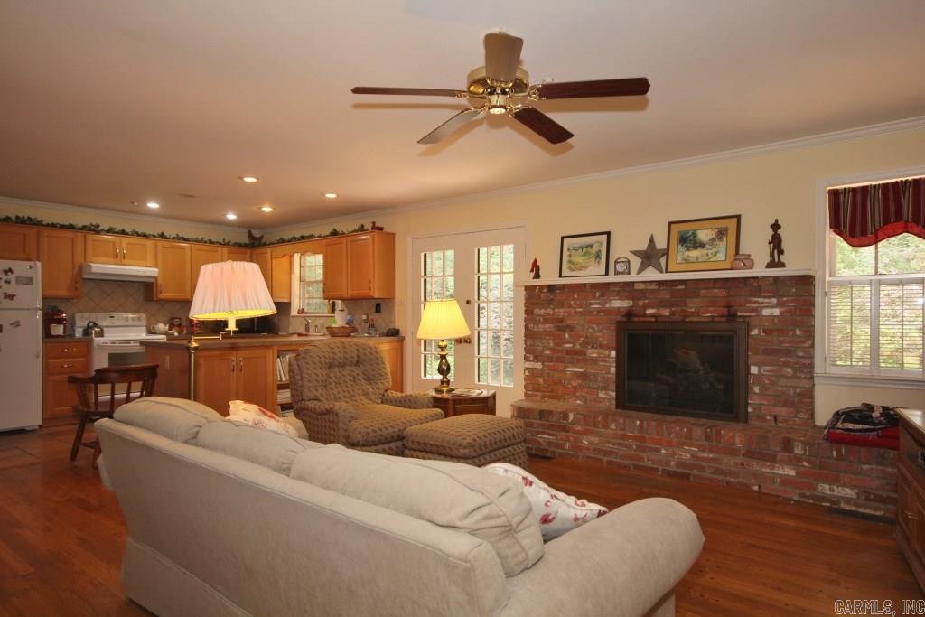 Leawood Heights - Residential