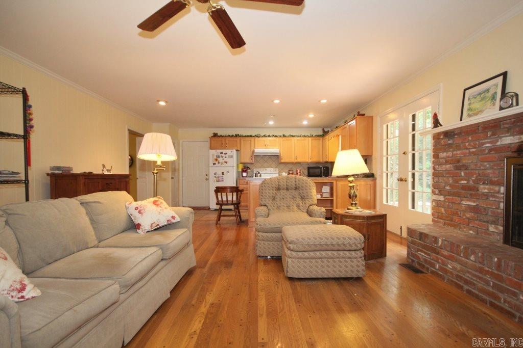 Leawood Heights - Residential