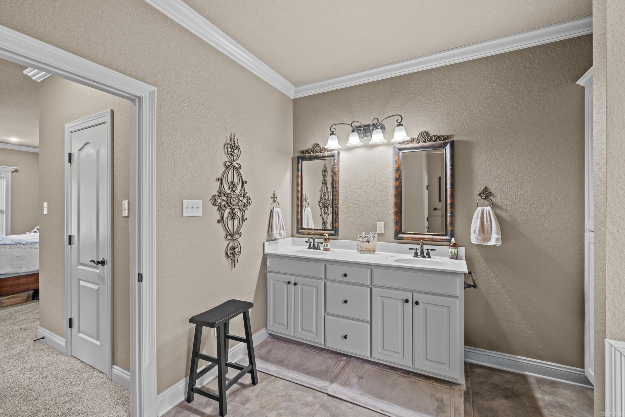 SHADOW CREEK - Residential