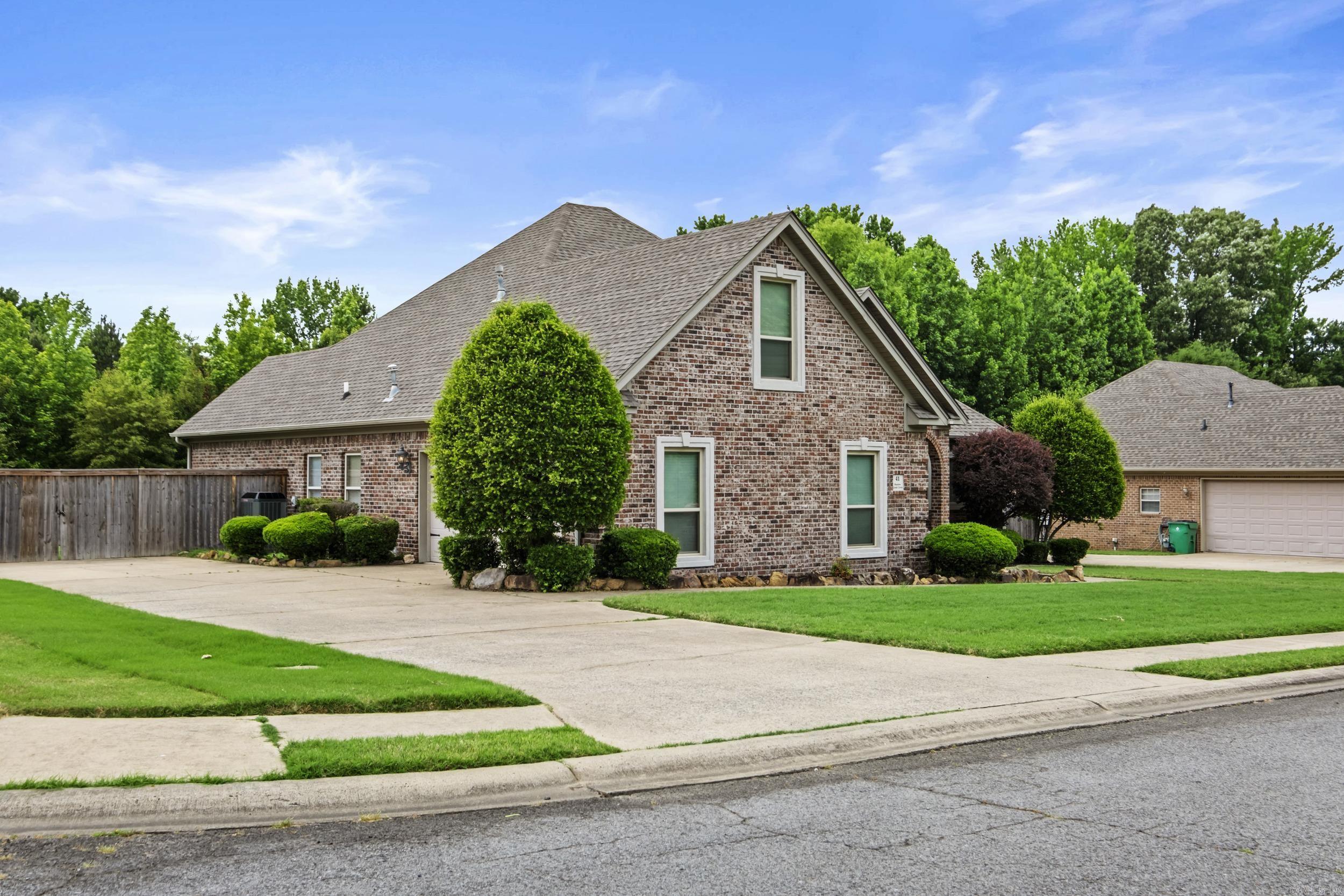 SHADOW CREEK - Residential