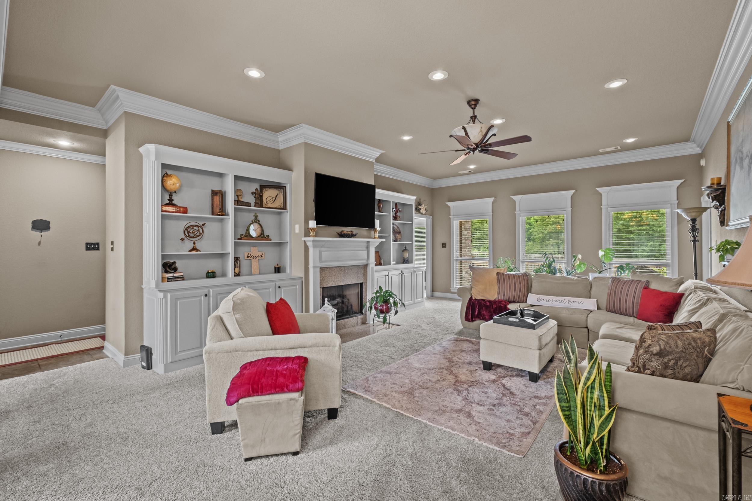 SHADOW CREEK - Residential