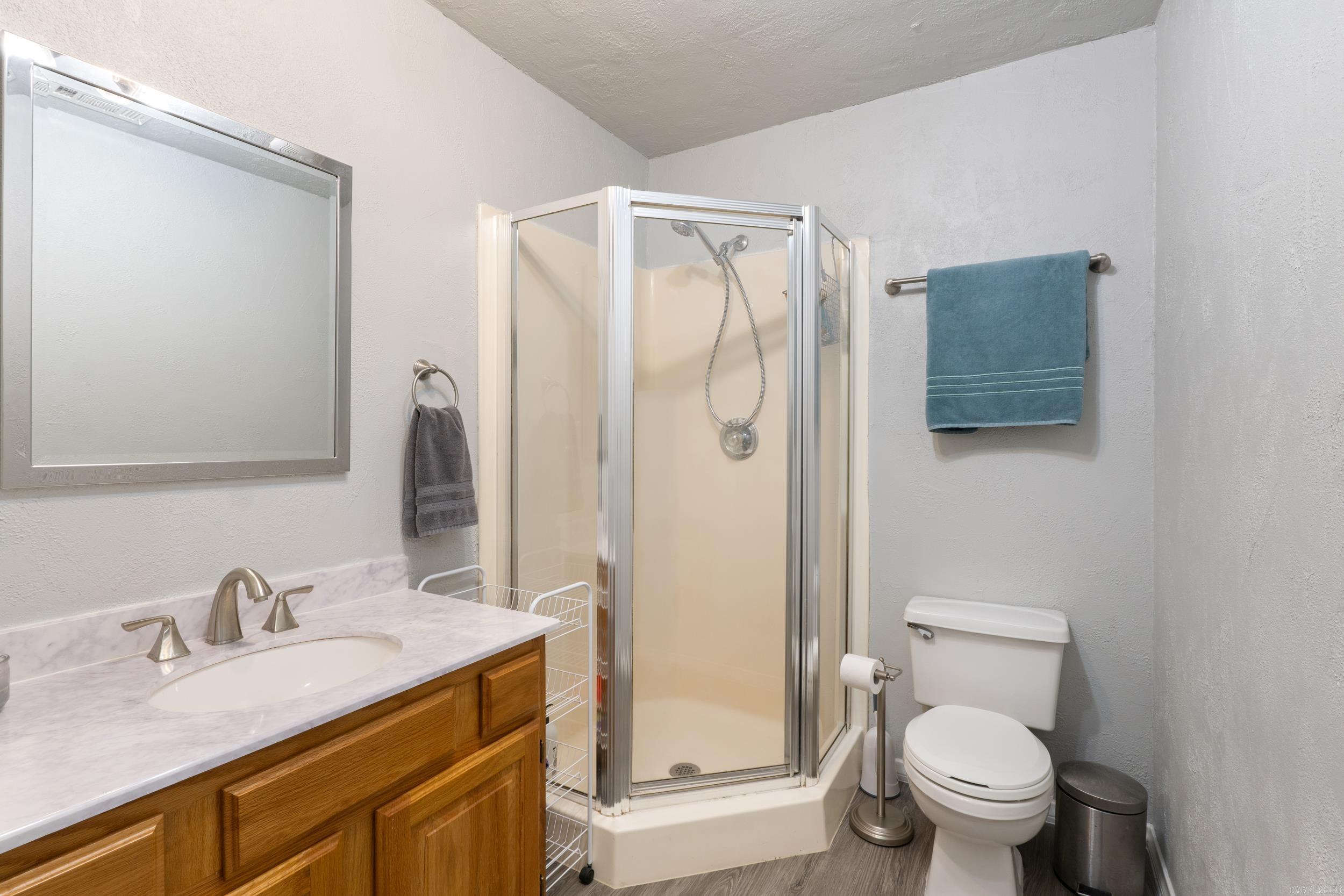 CENTER RIDGE - Residential