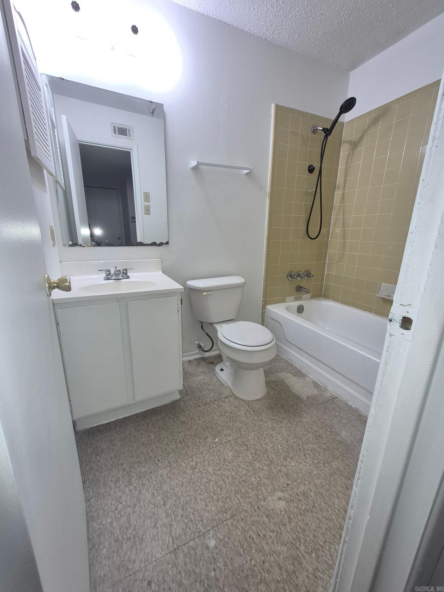 Quail Creek - Residential Lease