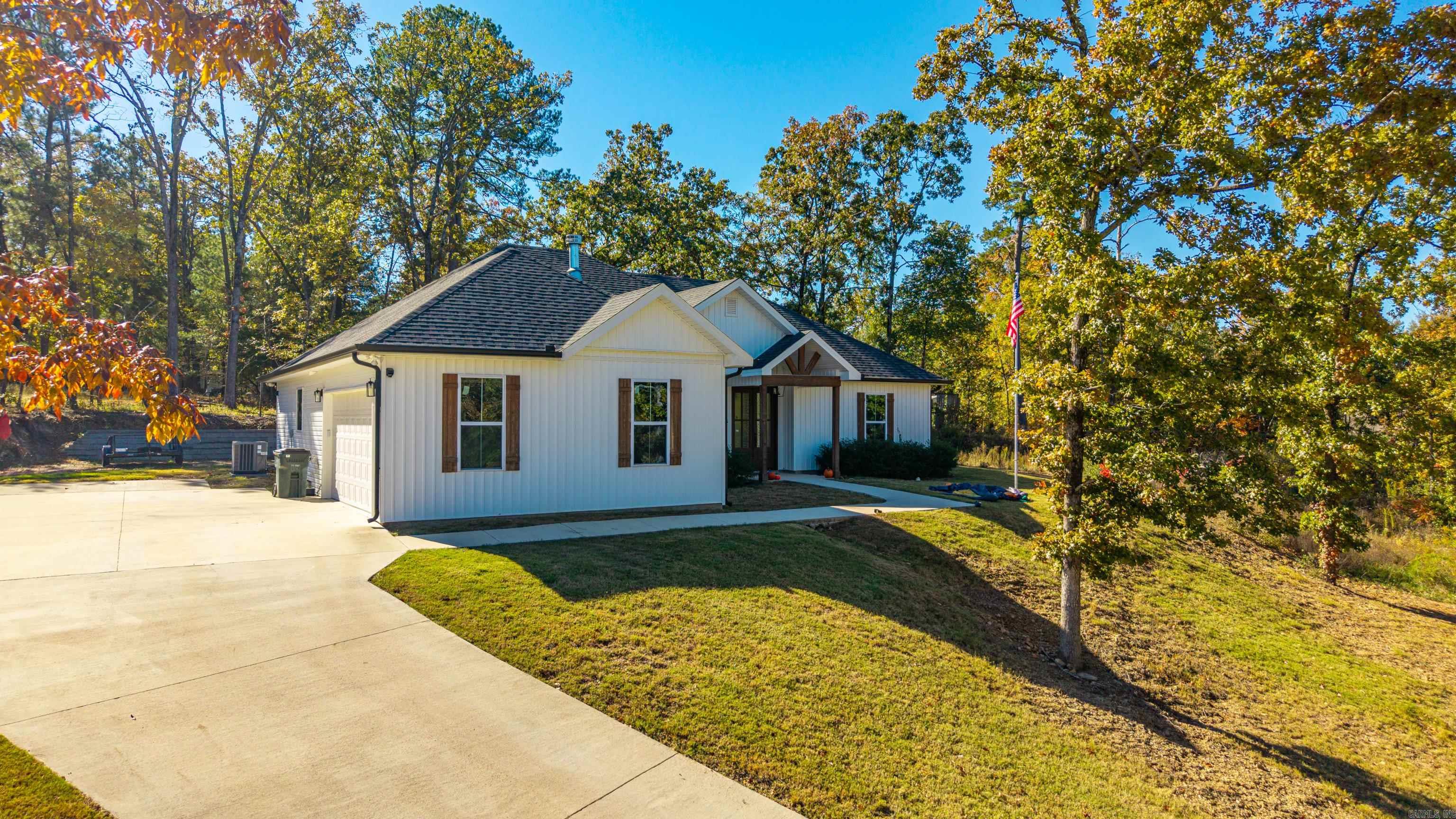 HIDDEN FOREST - Residential