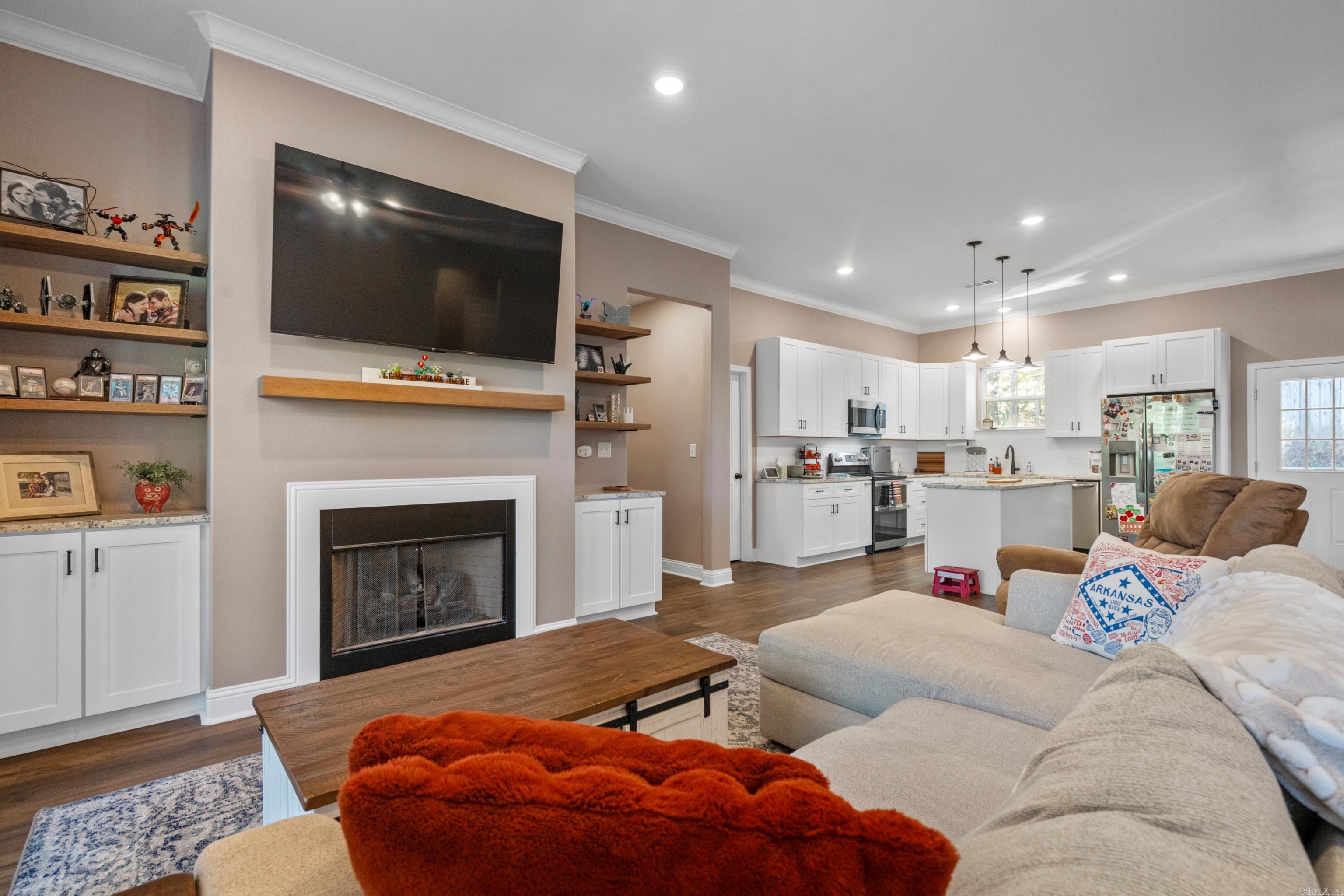 HIDDEN FOREST - Residential