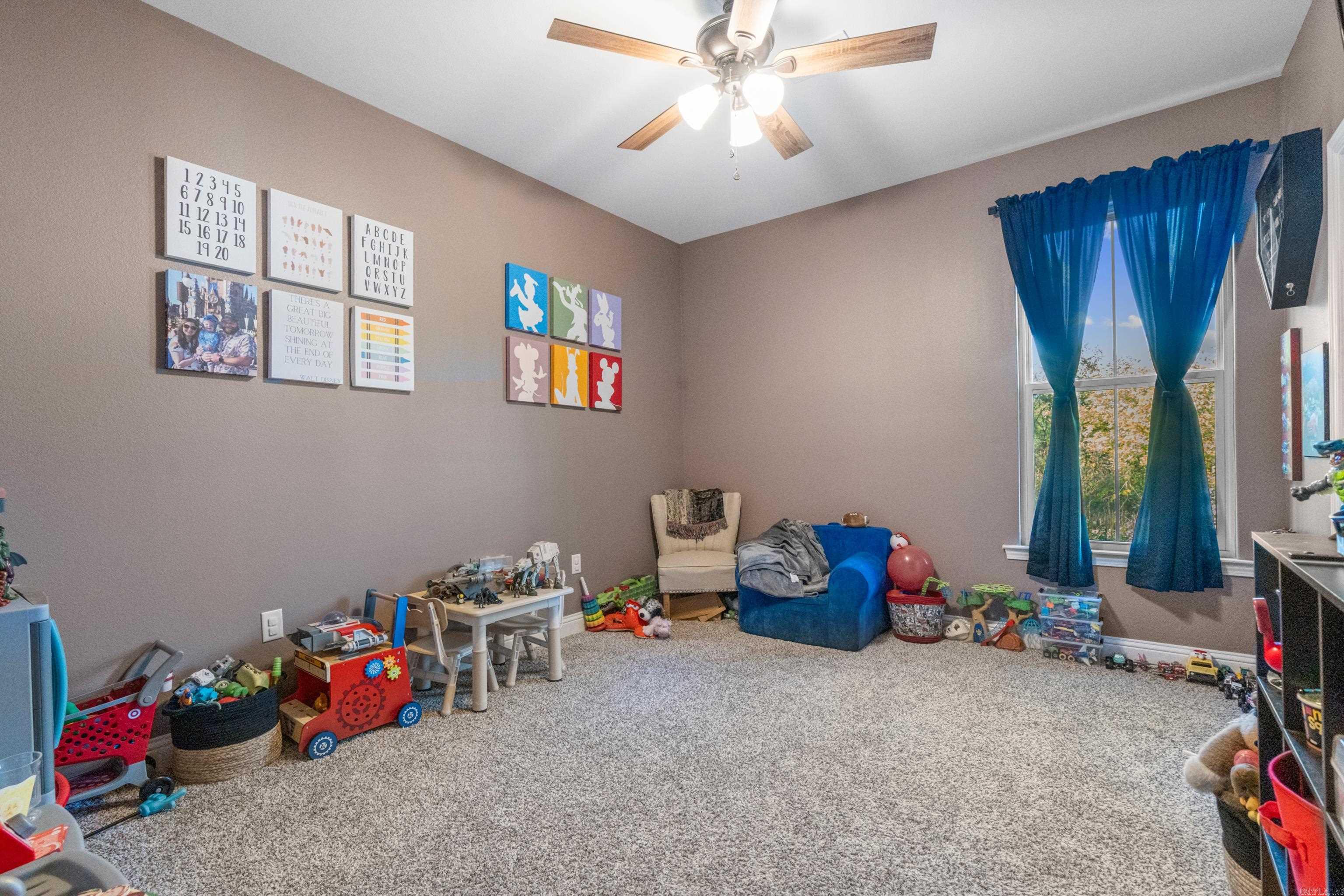 HIDDEN FOREST - Residential