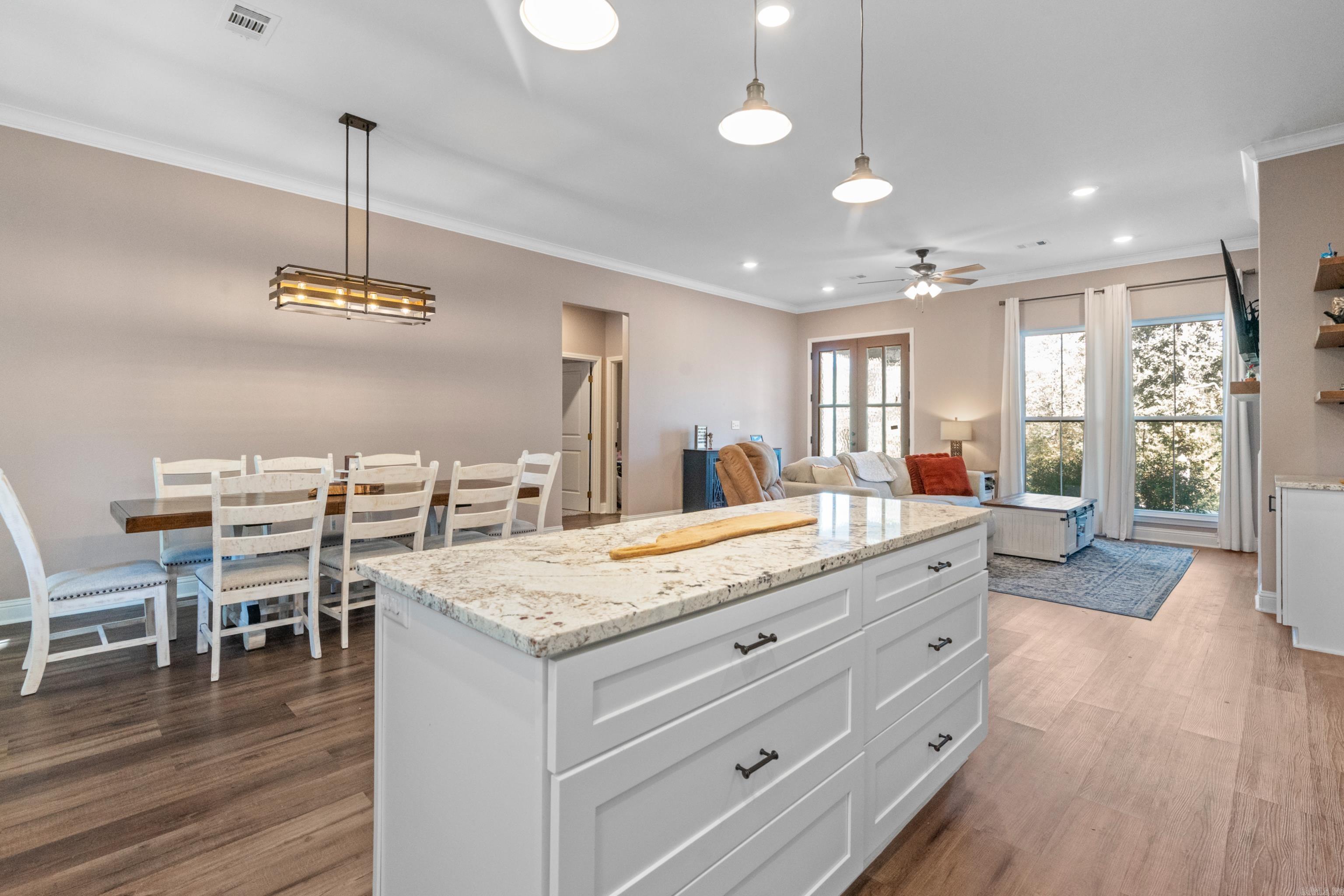 HIDDEN FOREST - Residential