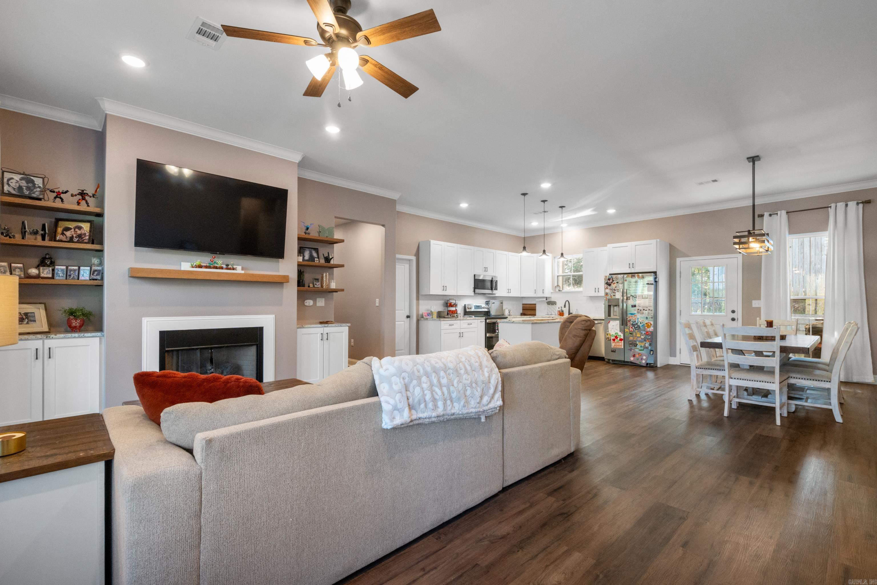 HIDDEN FOREST - Residential