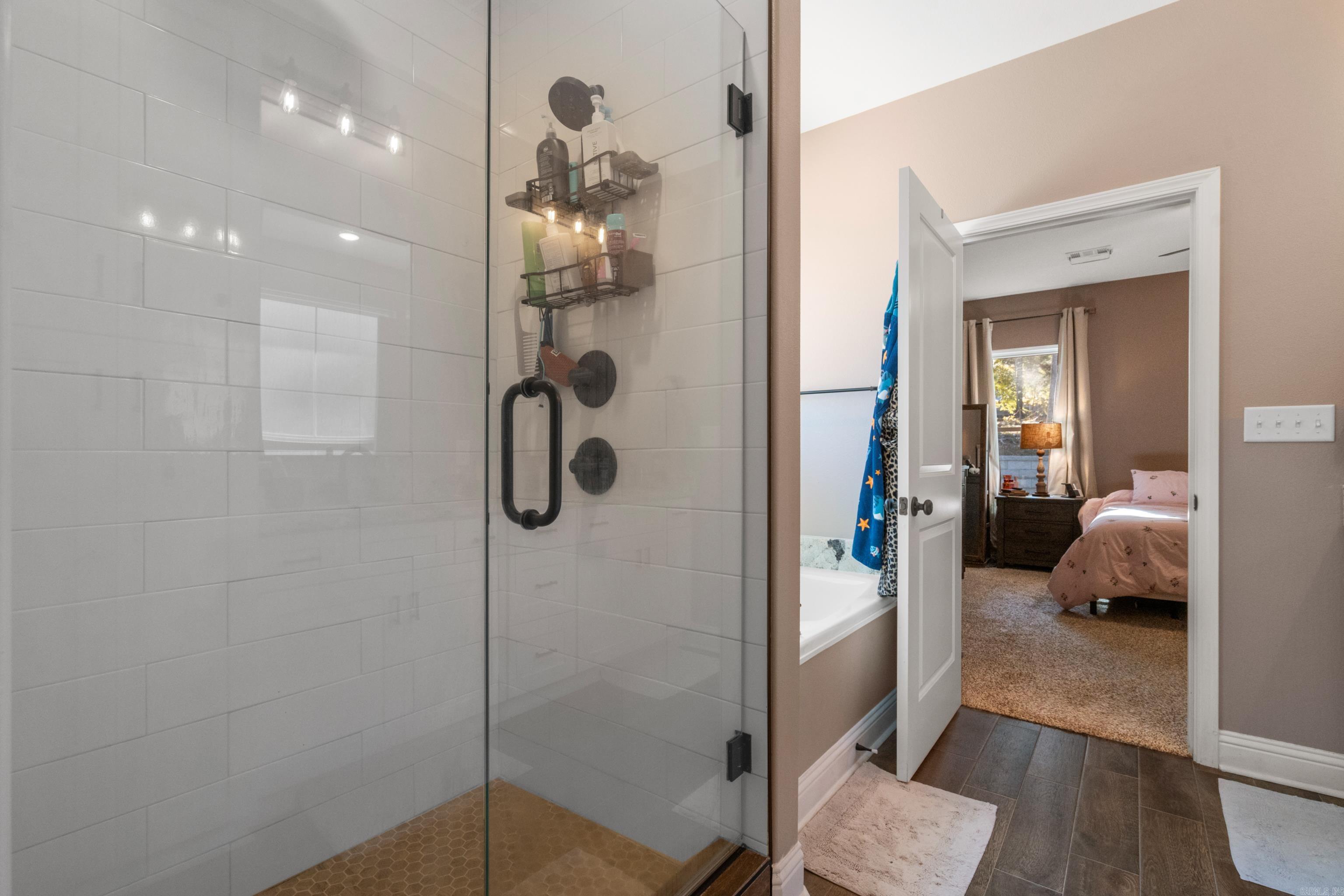 HIDDEN FOREST - Residential