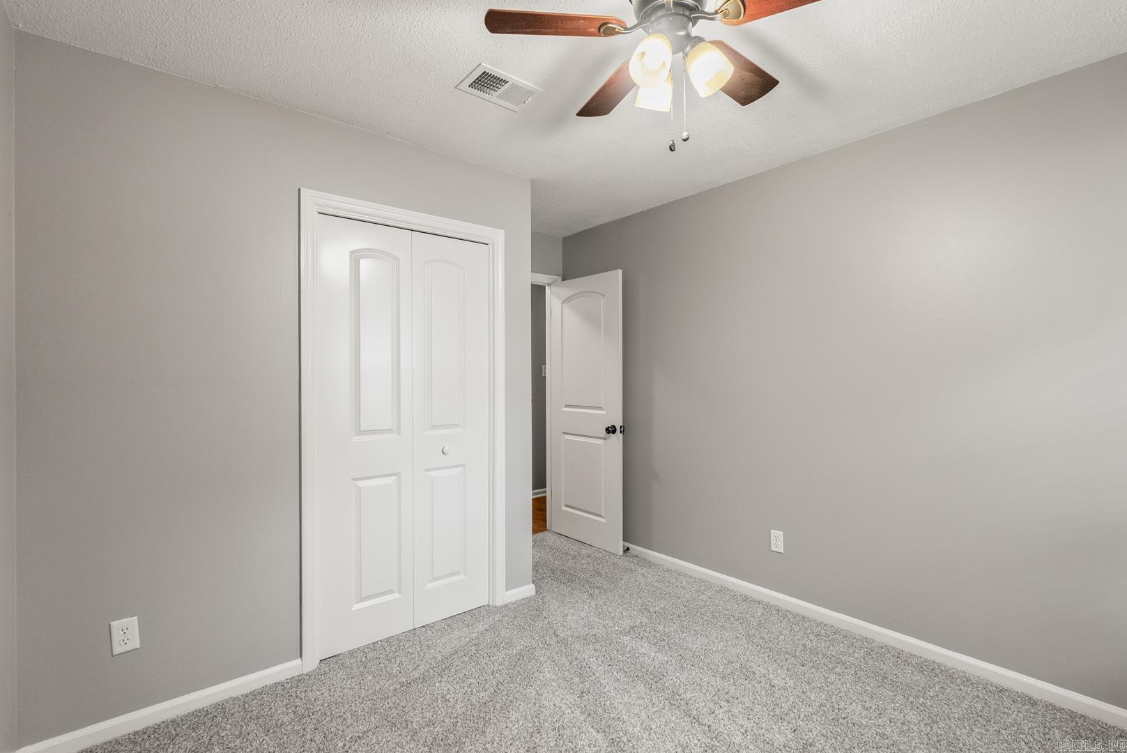 SPRINGHILL MANOR - Residential