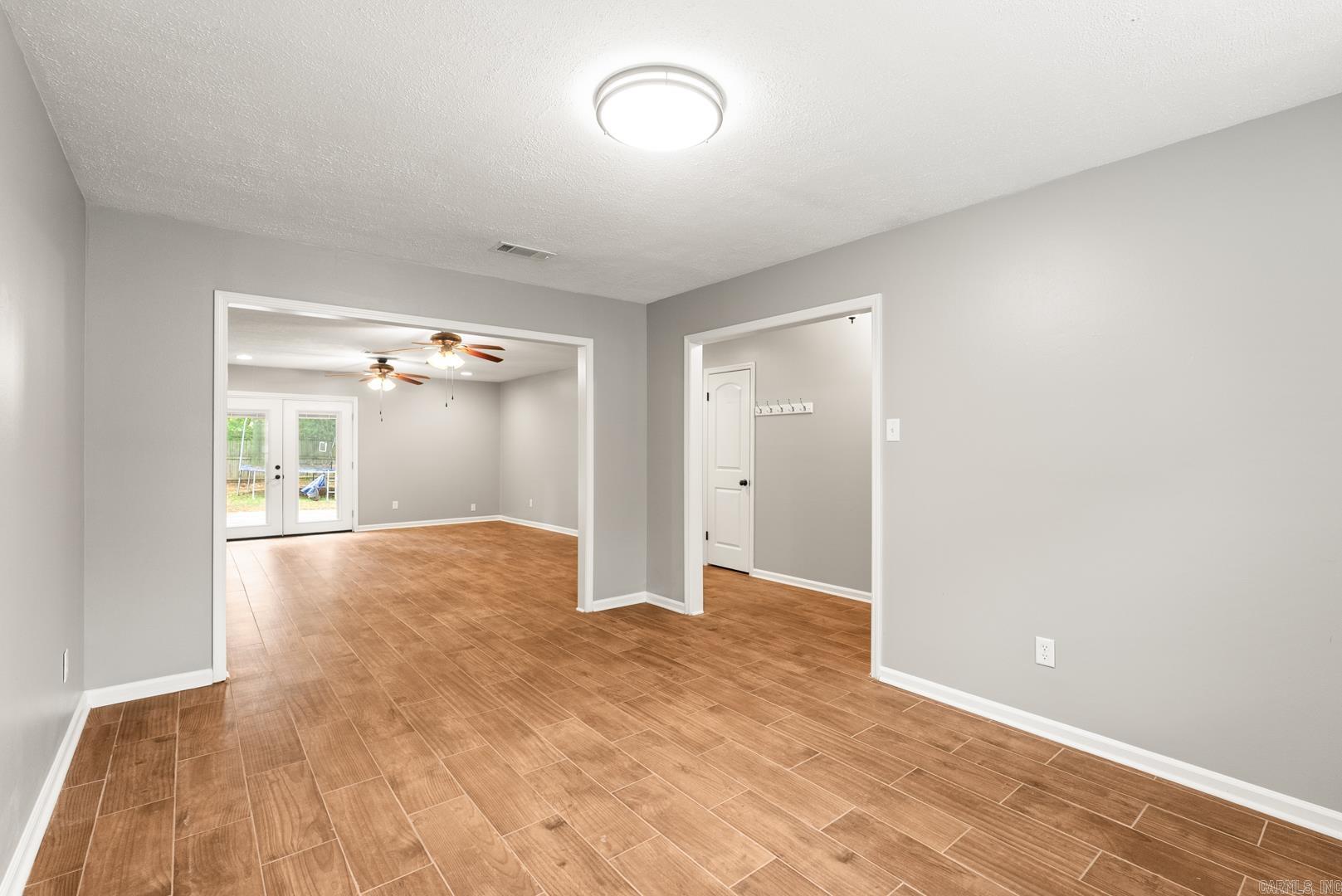 SPRINGHILL MANOR - Residential