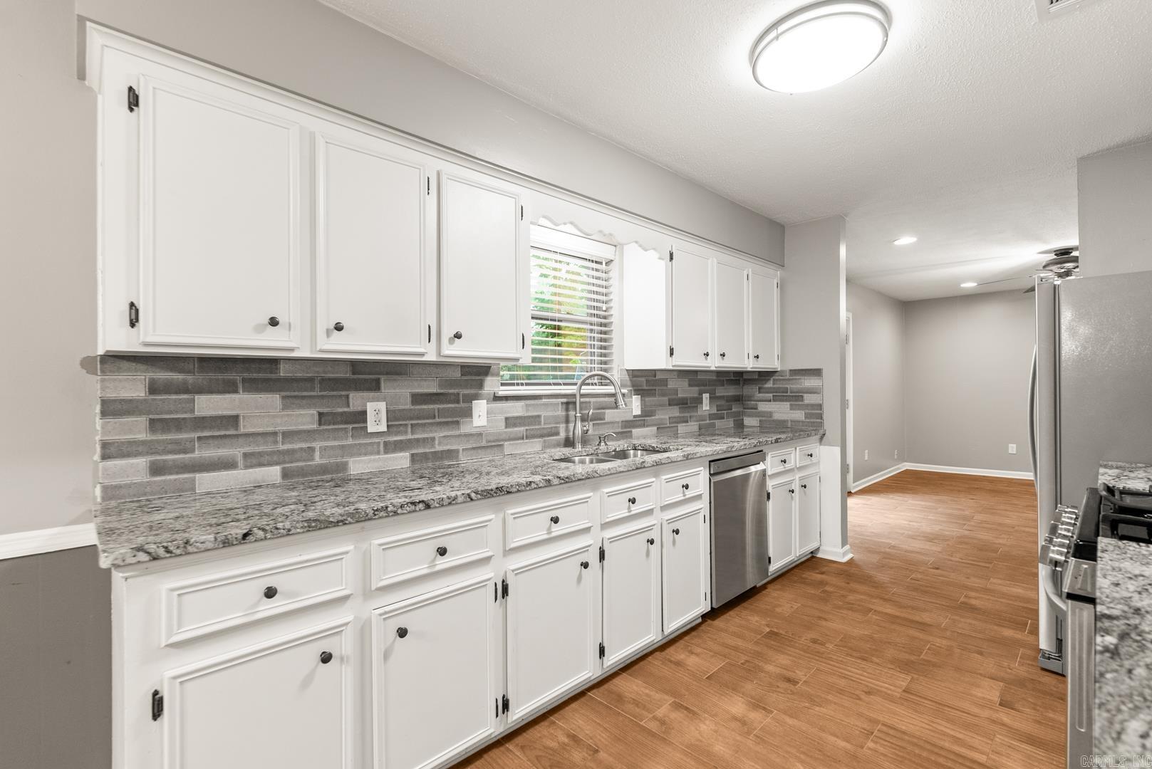 SPRINGHILL MANOR - Residential