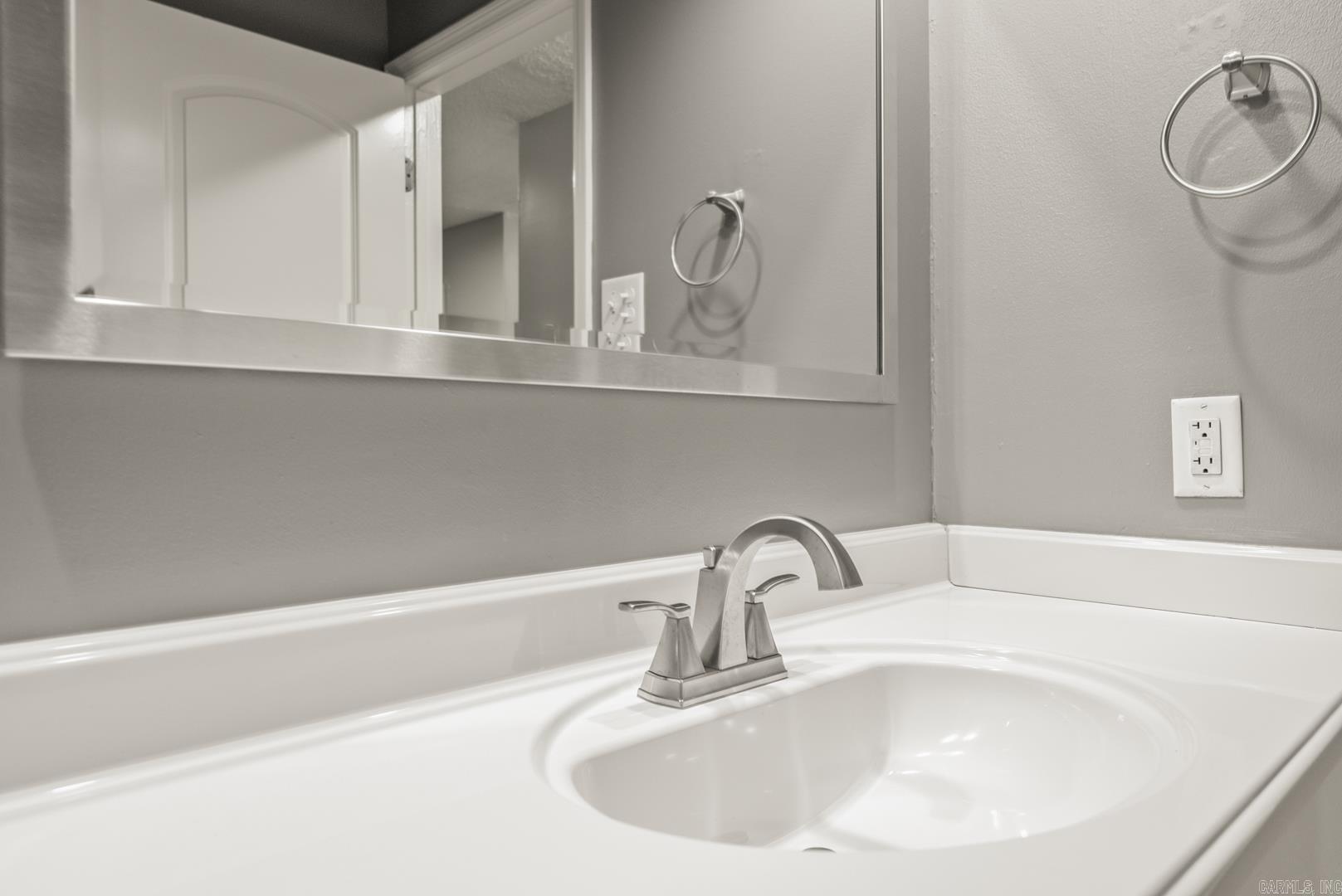 SPRINGHILL MANOR - Residential