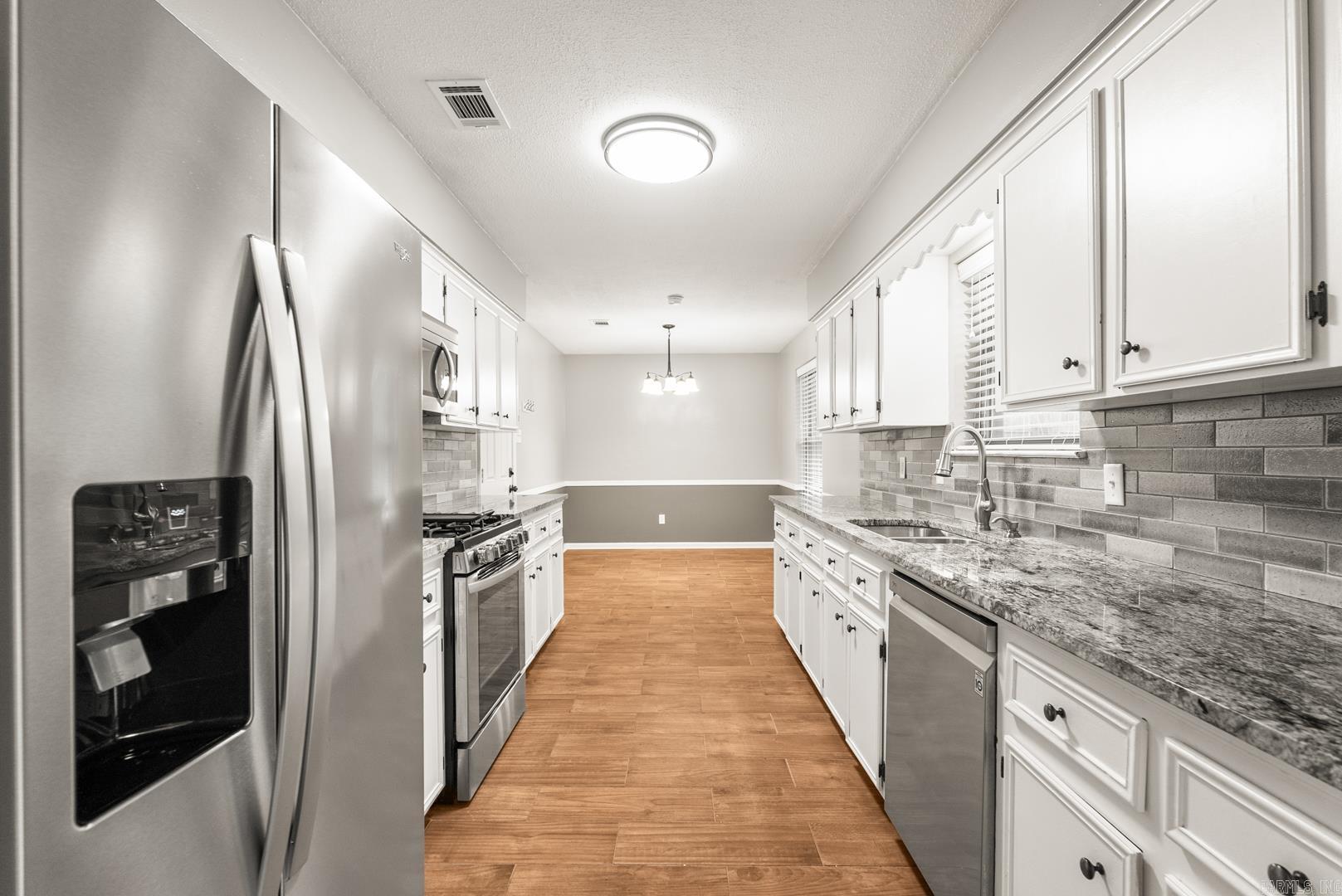 SPRINGHILL MANOR - Residential