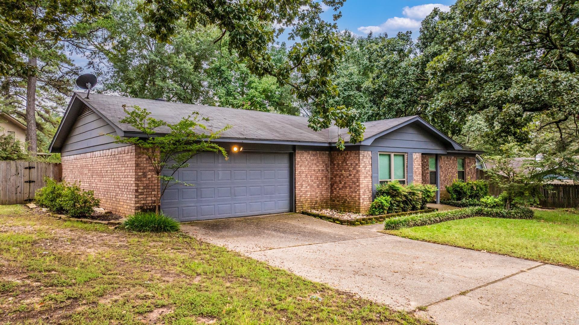 SPRINGHILL MANOR - Residential