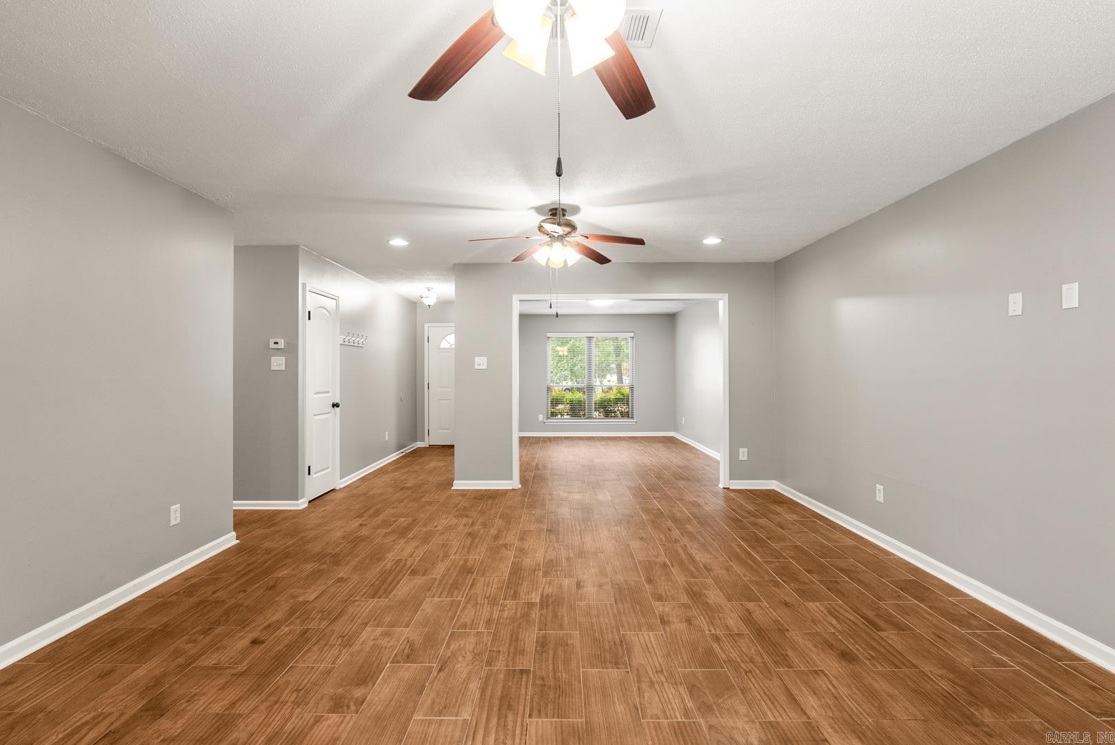 SPRINGHILL MANOR - Residential