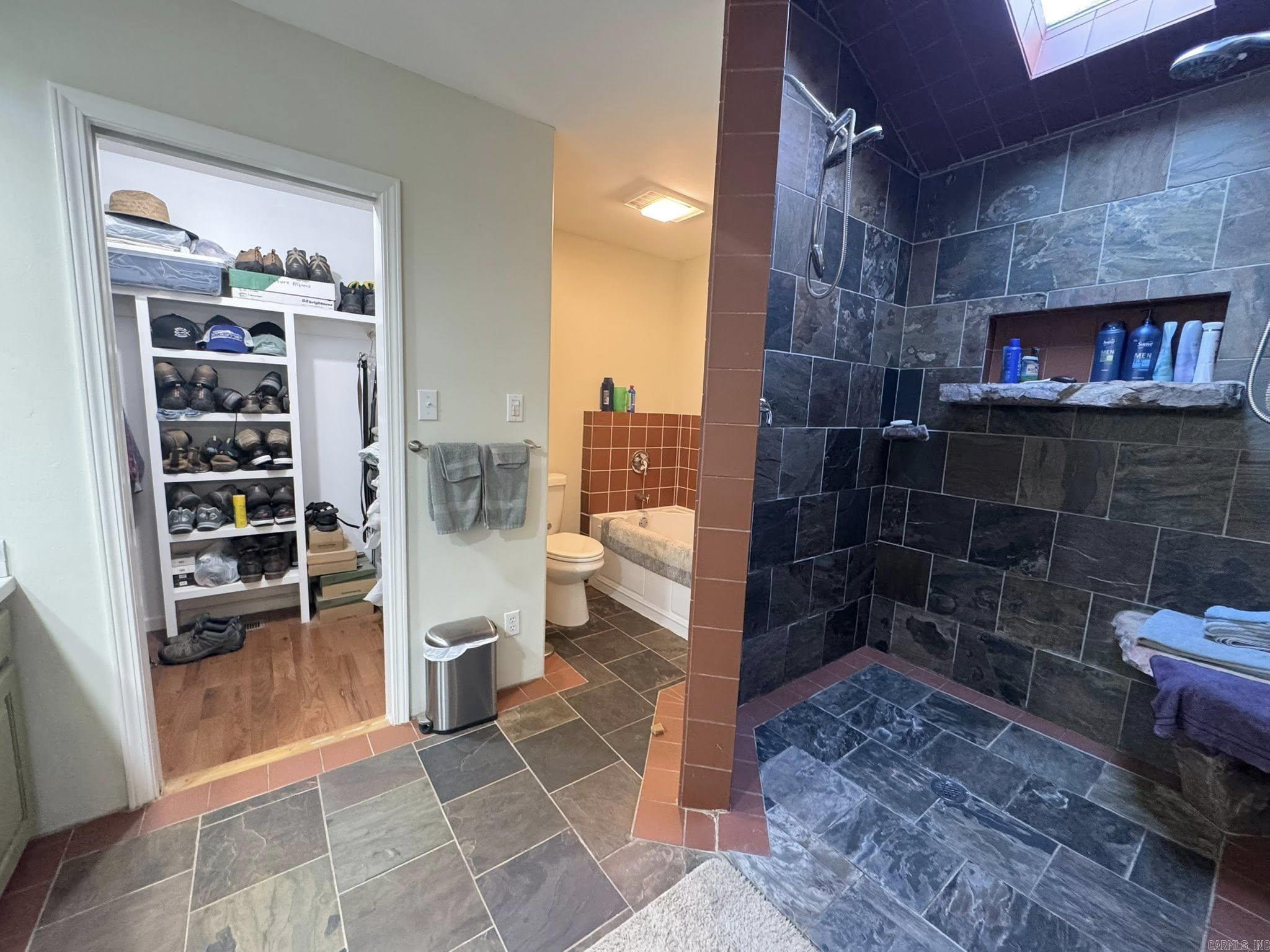 RIDGEVIEW ACRES - Residential