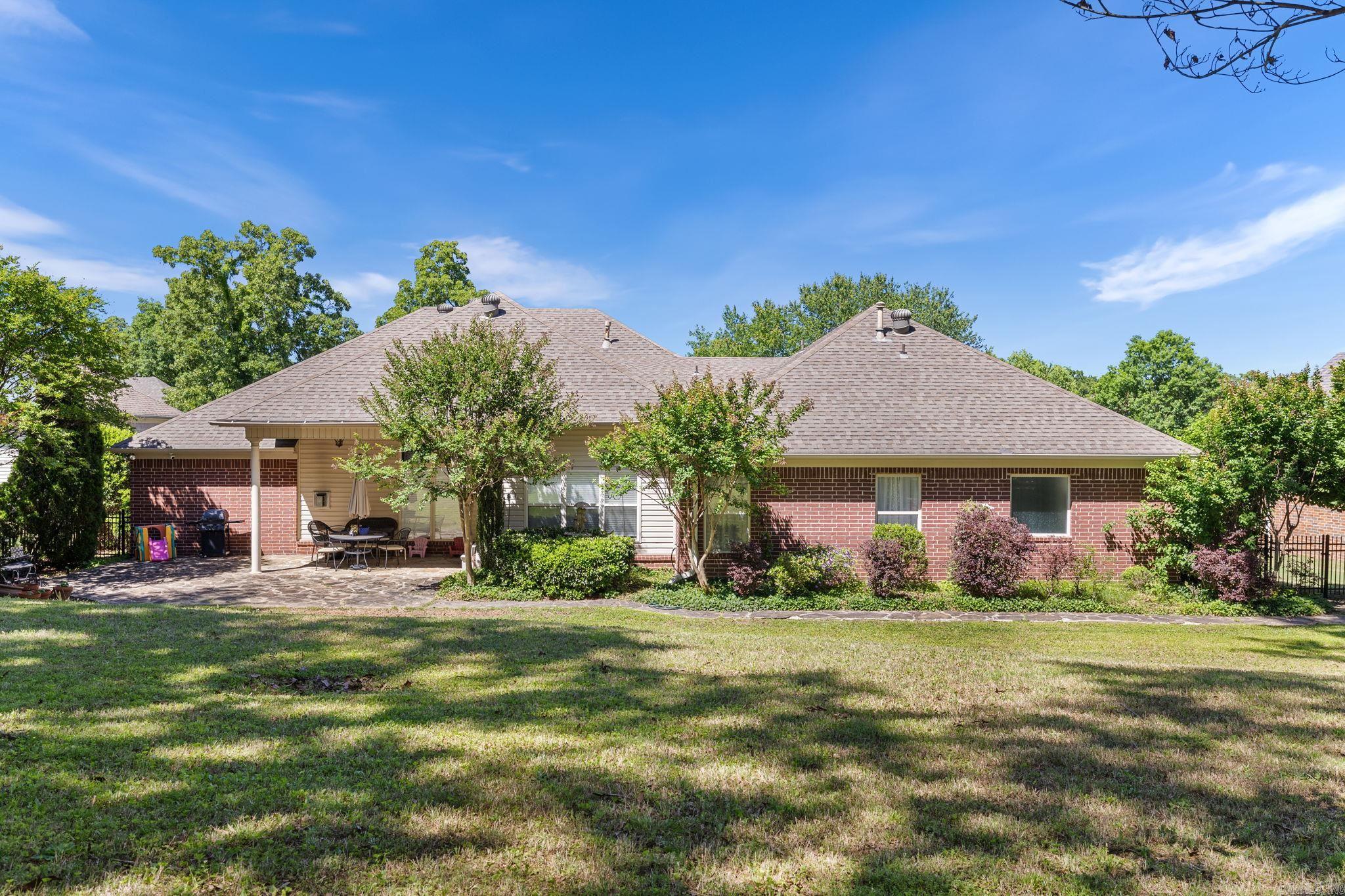 MILLERS CROSSING - Residential