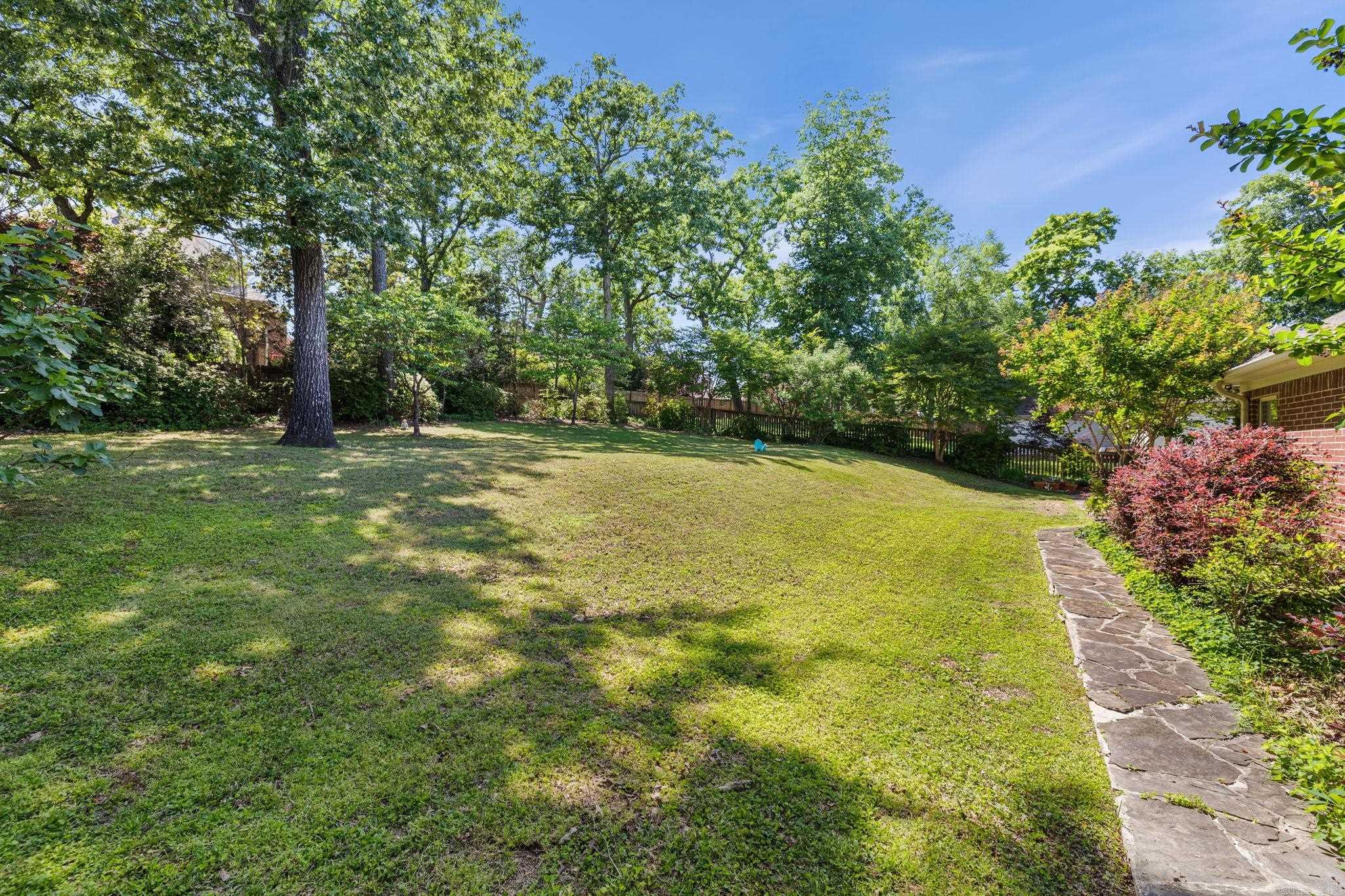 MILLERS CROSSING - Residential