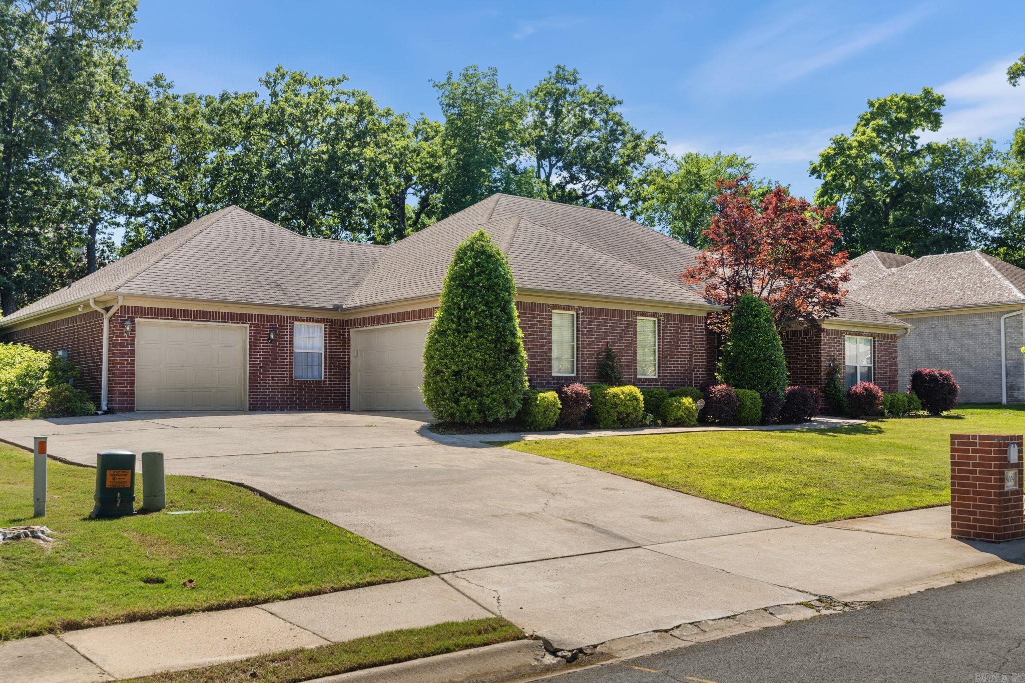 MILLERS CROSSING - Residential