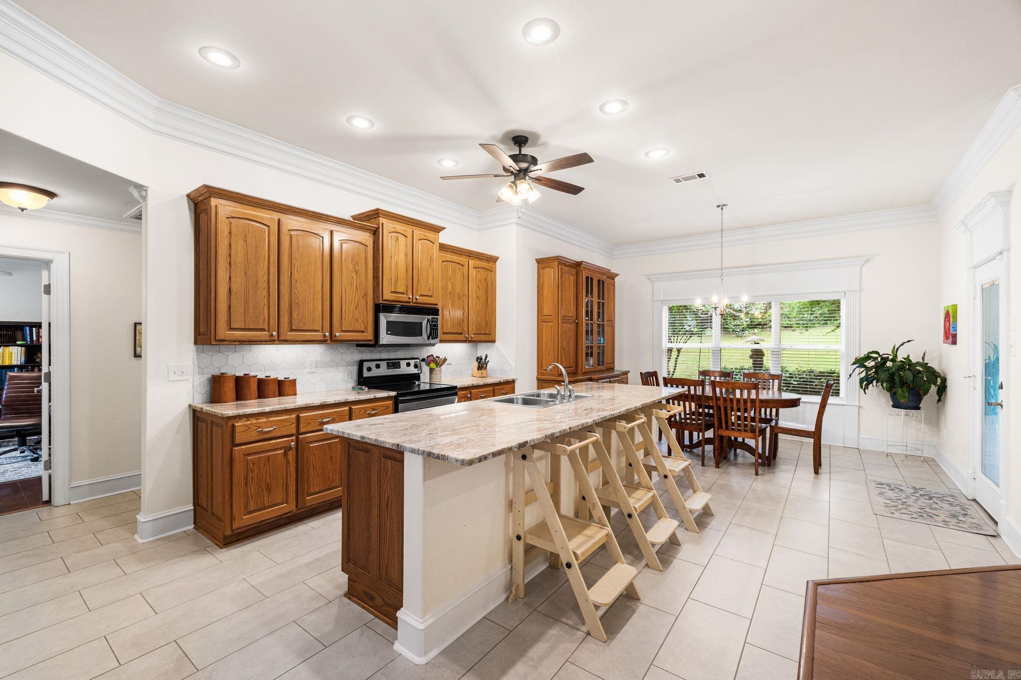 MILLERS CROSSING - Residential