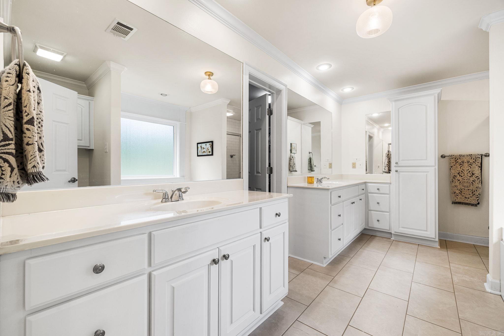 MILLERS CROSSING - Residential