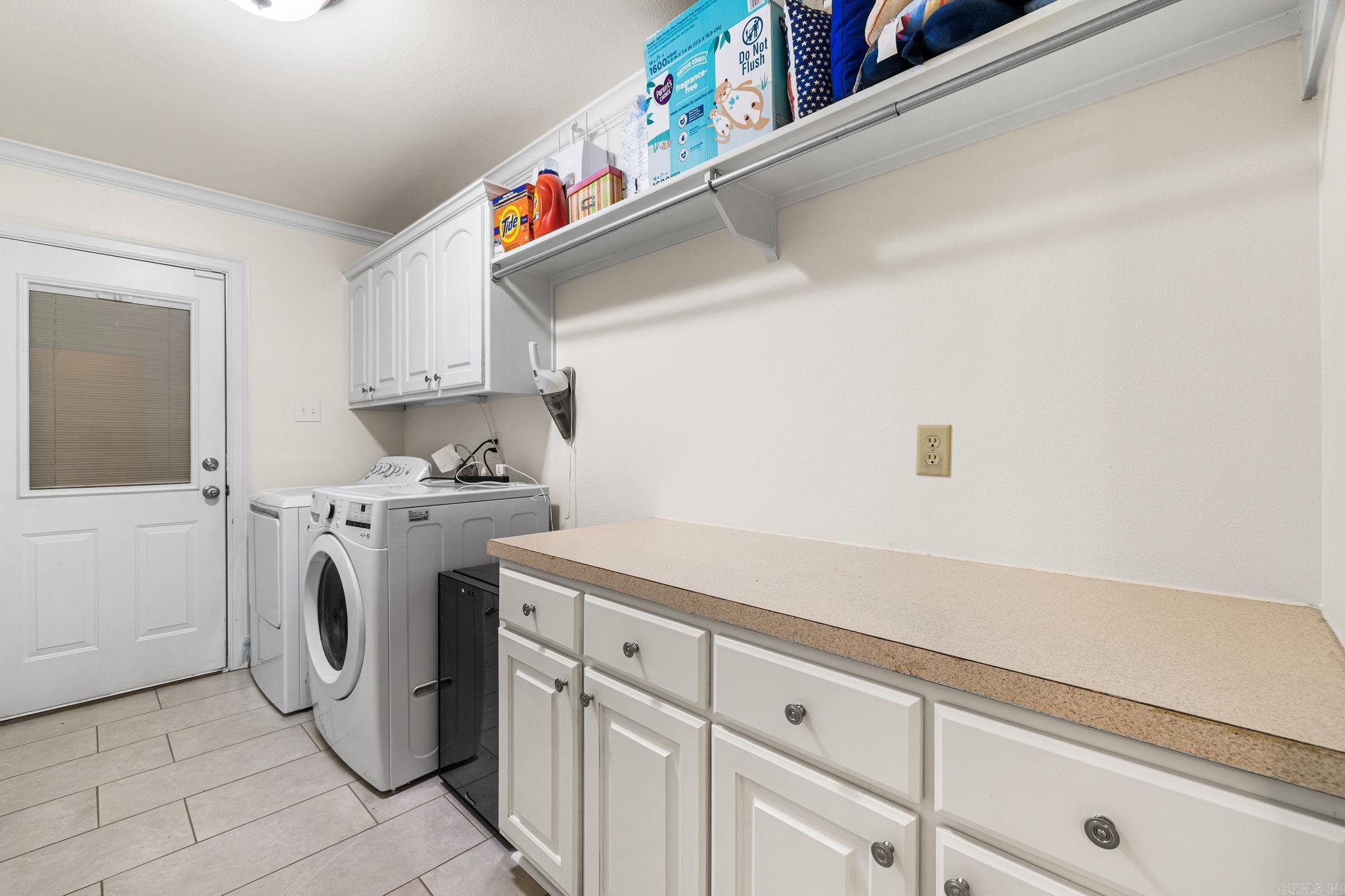 MILLERS CROSSING - Residential
