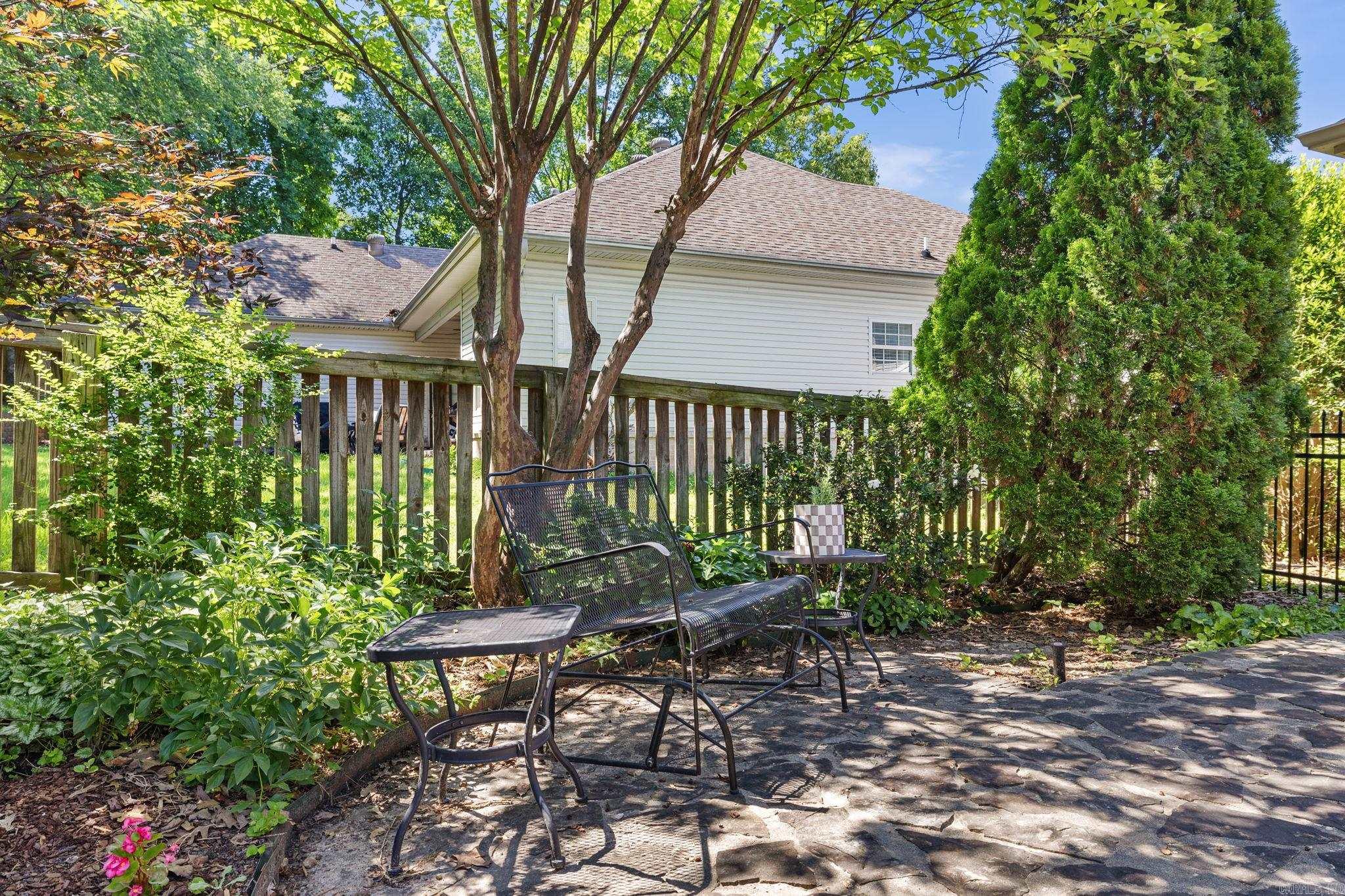 MILLERS CROSSING - Residential