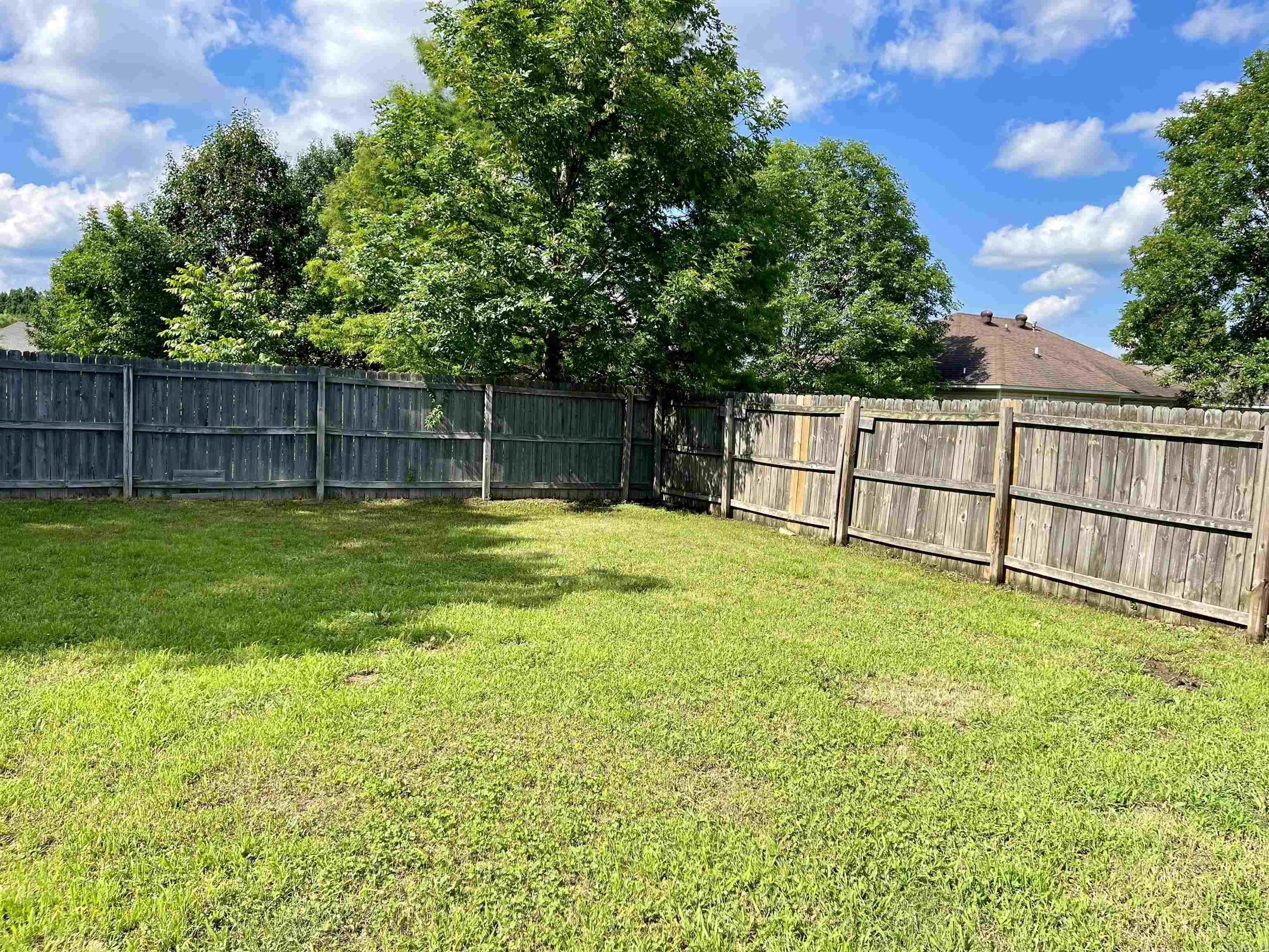 BOSTON PROPER SUB - Residential