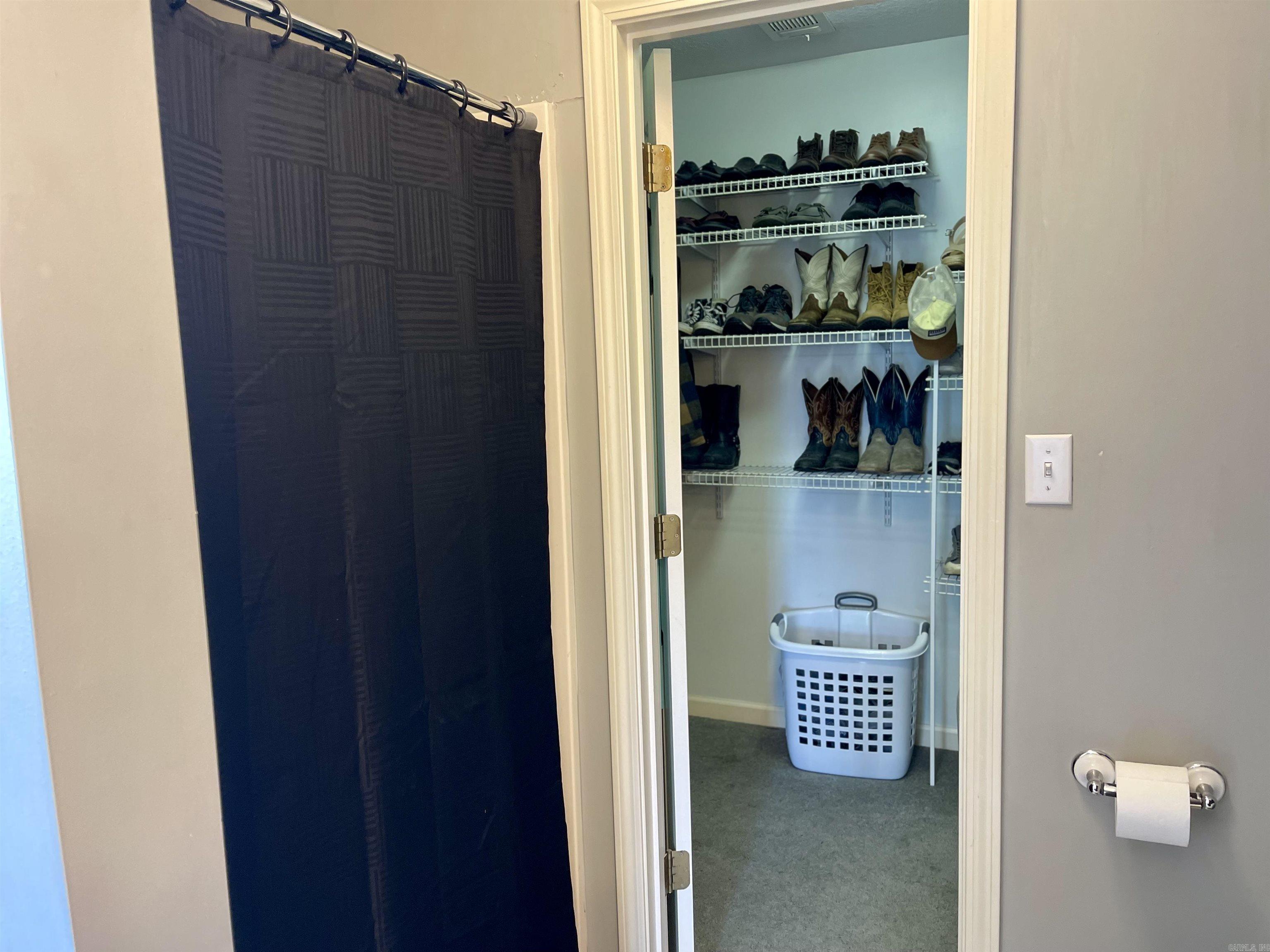 BOSTON PROPER SUB - Residential