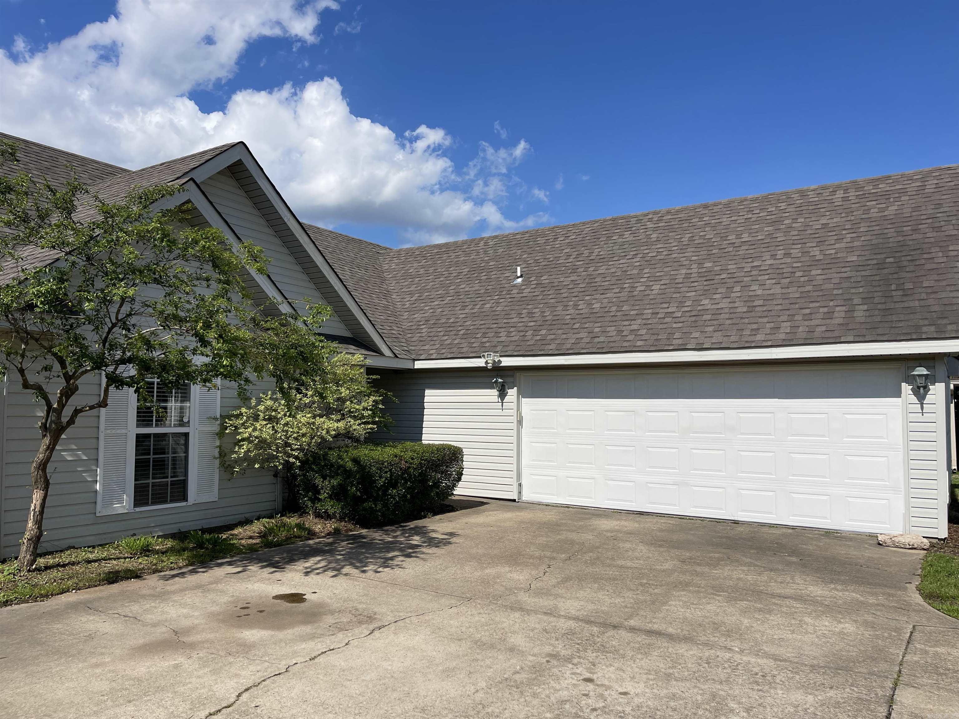 BOSTON PROPER SUB - Residential