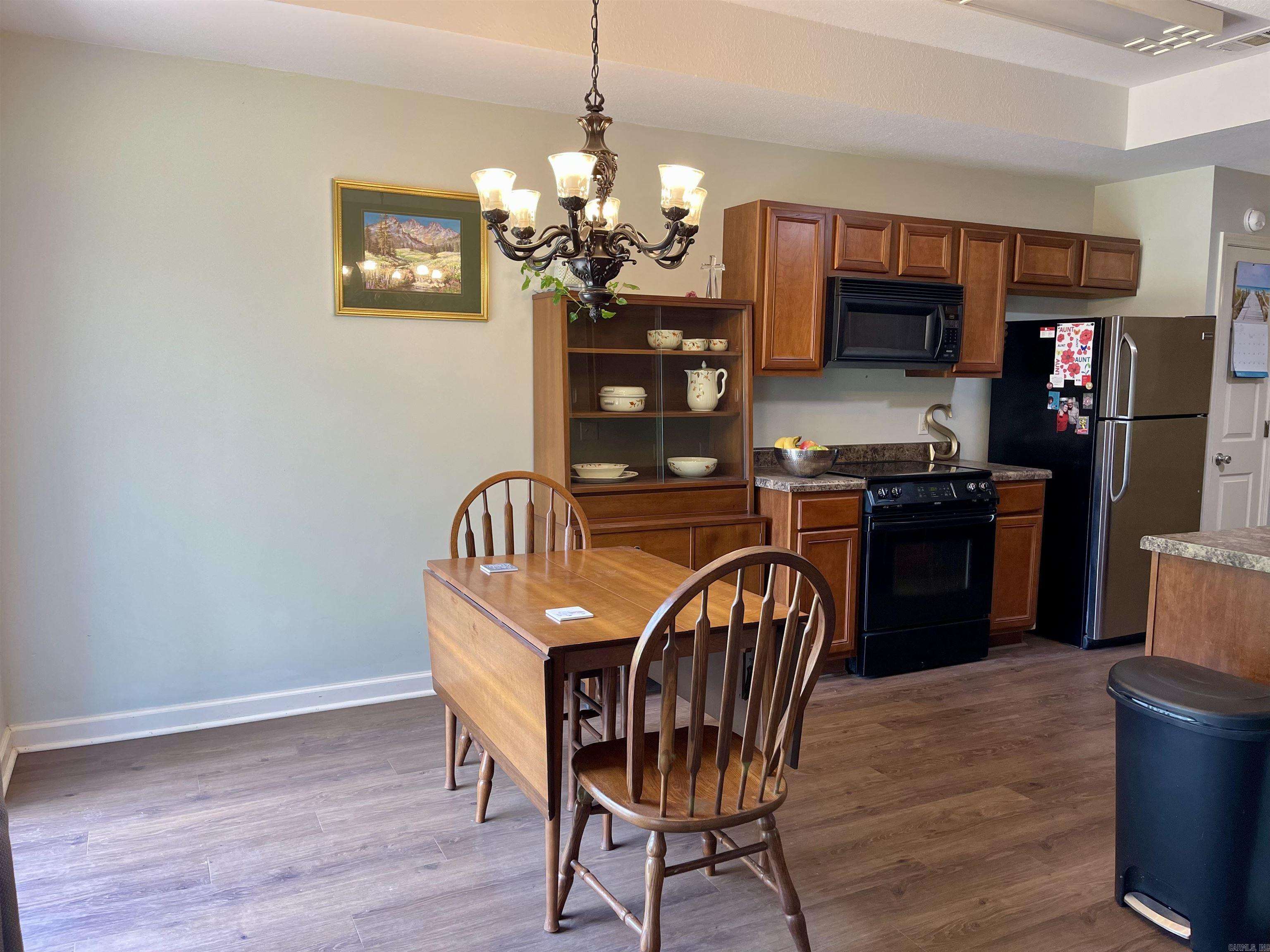 BOSTON PROPER SUB - Residential