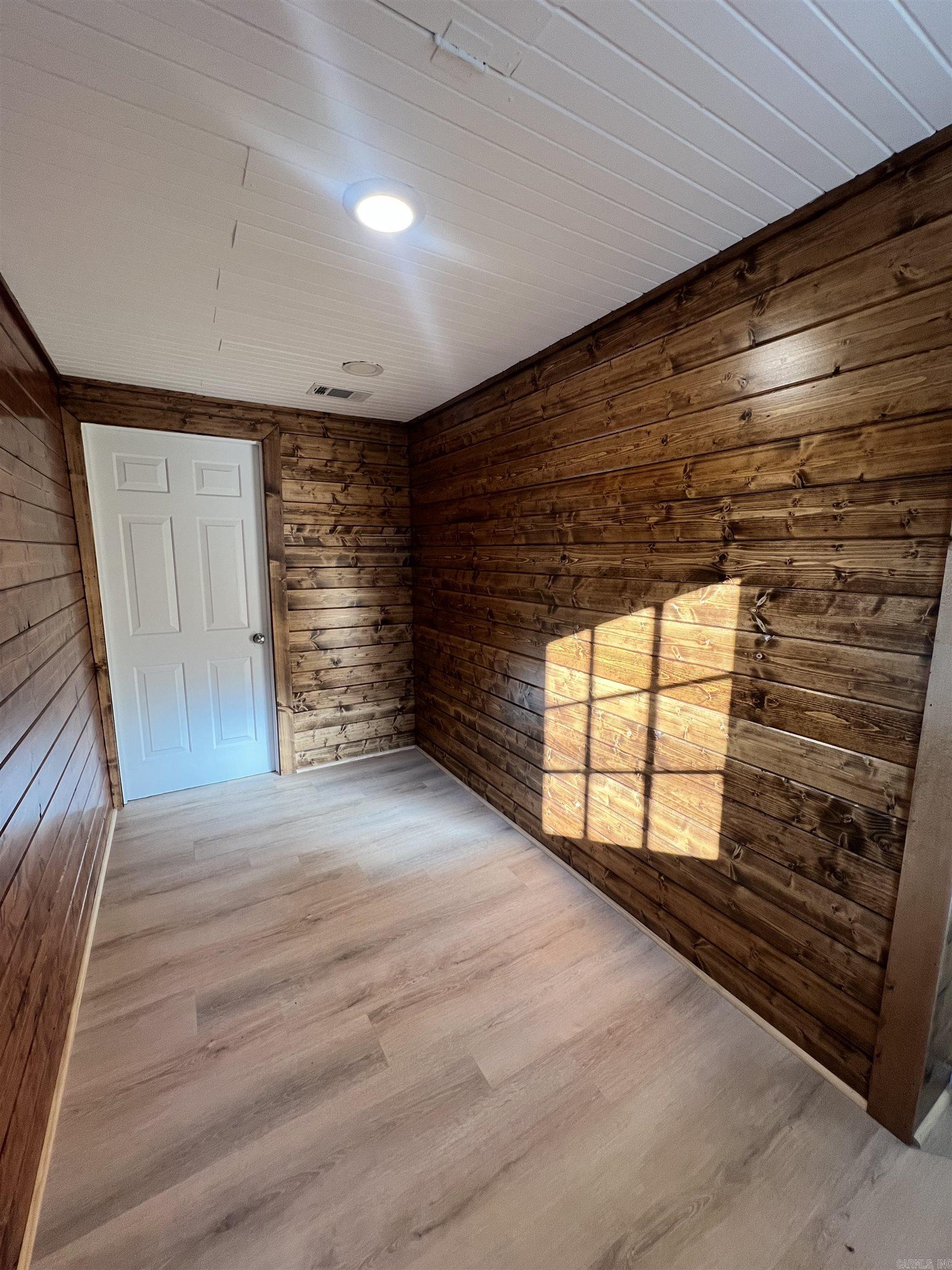 BROWN ADDN - Residential