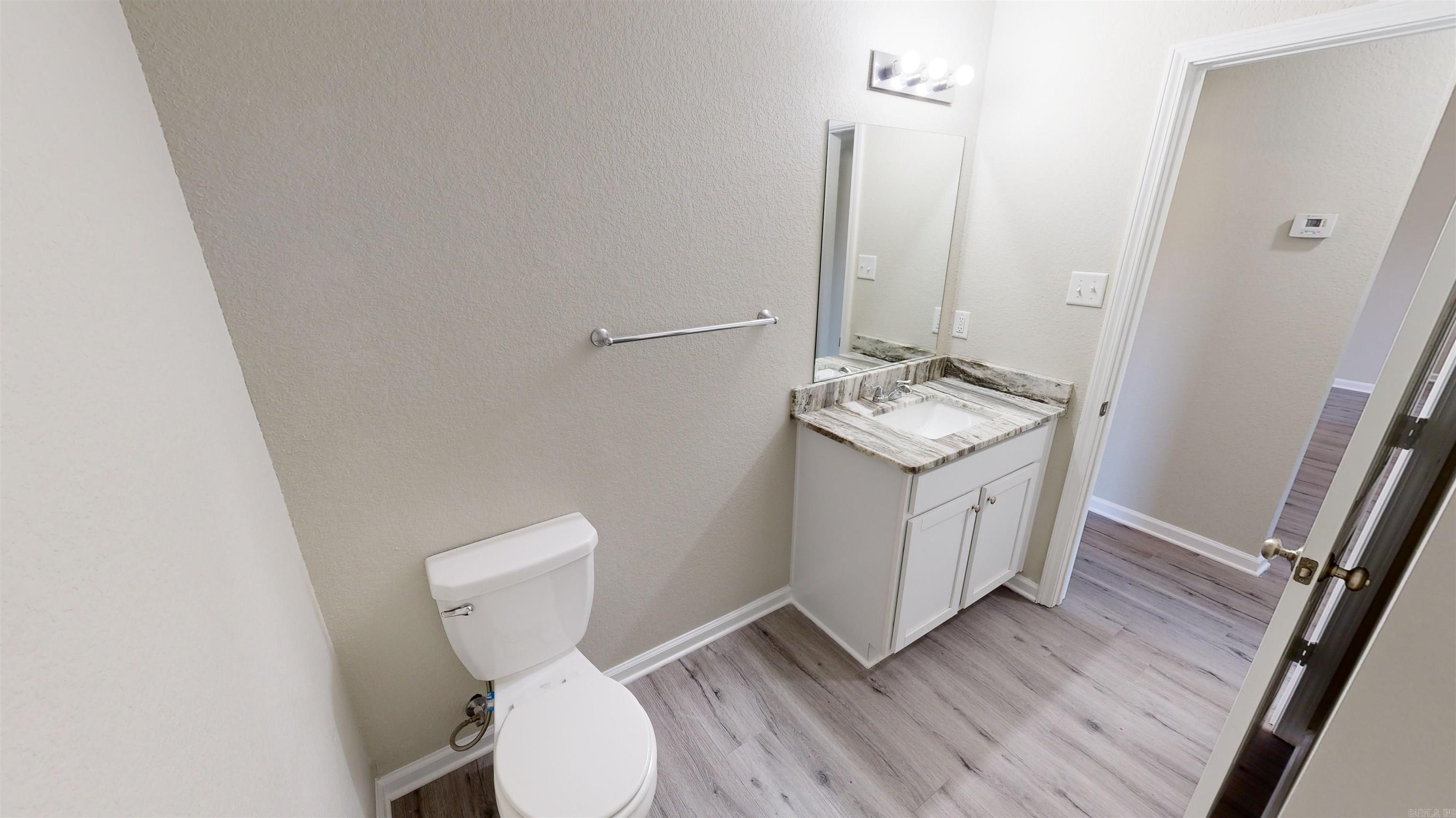 OAKLAND GROVE ESTATES - Residential