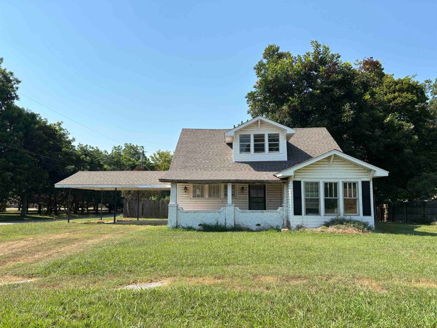 A charming home with timeless character and aged beauty, awaiting a little TLC to restore it to its full potential. Perfect for those who appreciate vintage charm and are ready to add their personal touch.