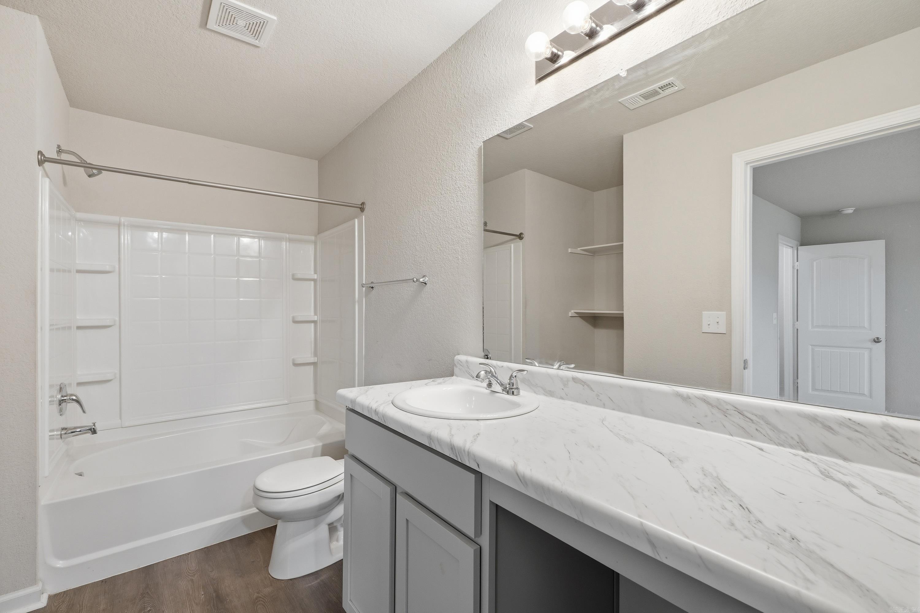 MUSEUM MEADOWS - Residential