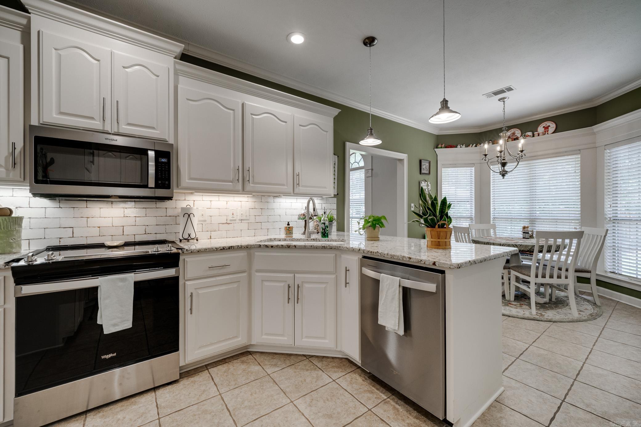 CATHERINE PLACE - Residential