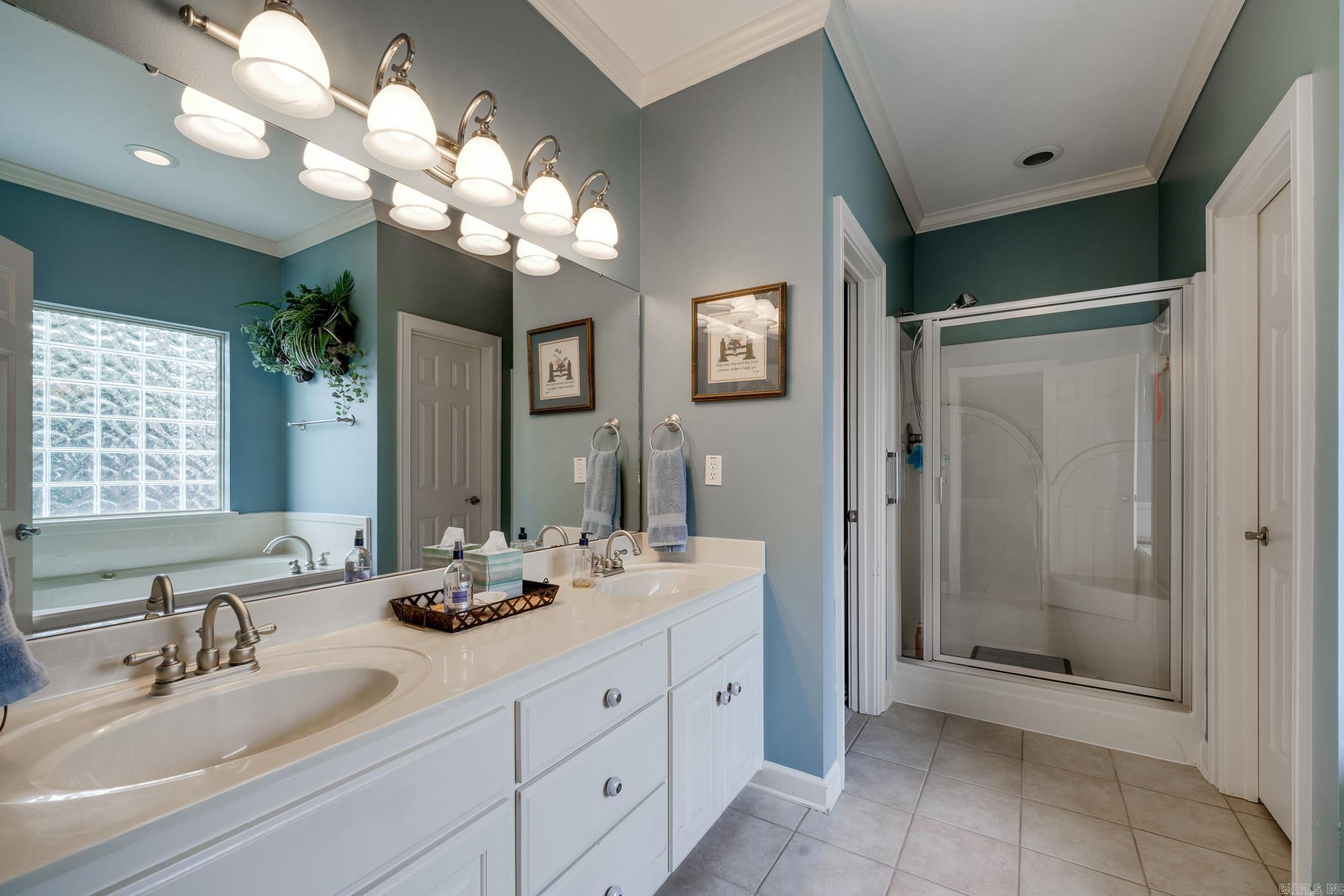 CATHERINE PLACE - Residential