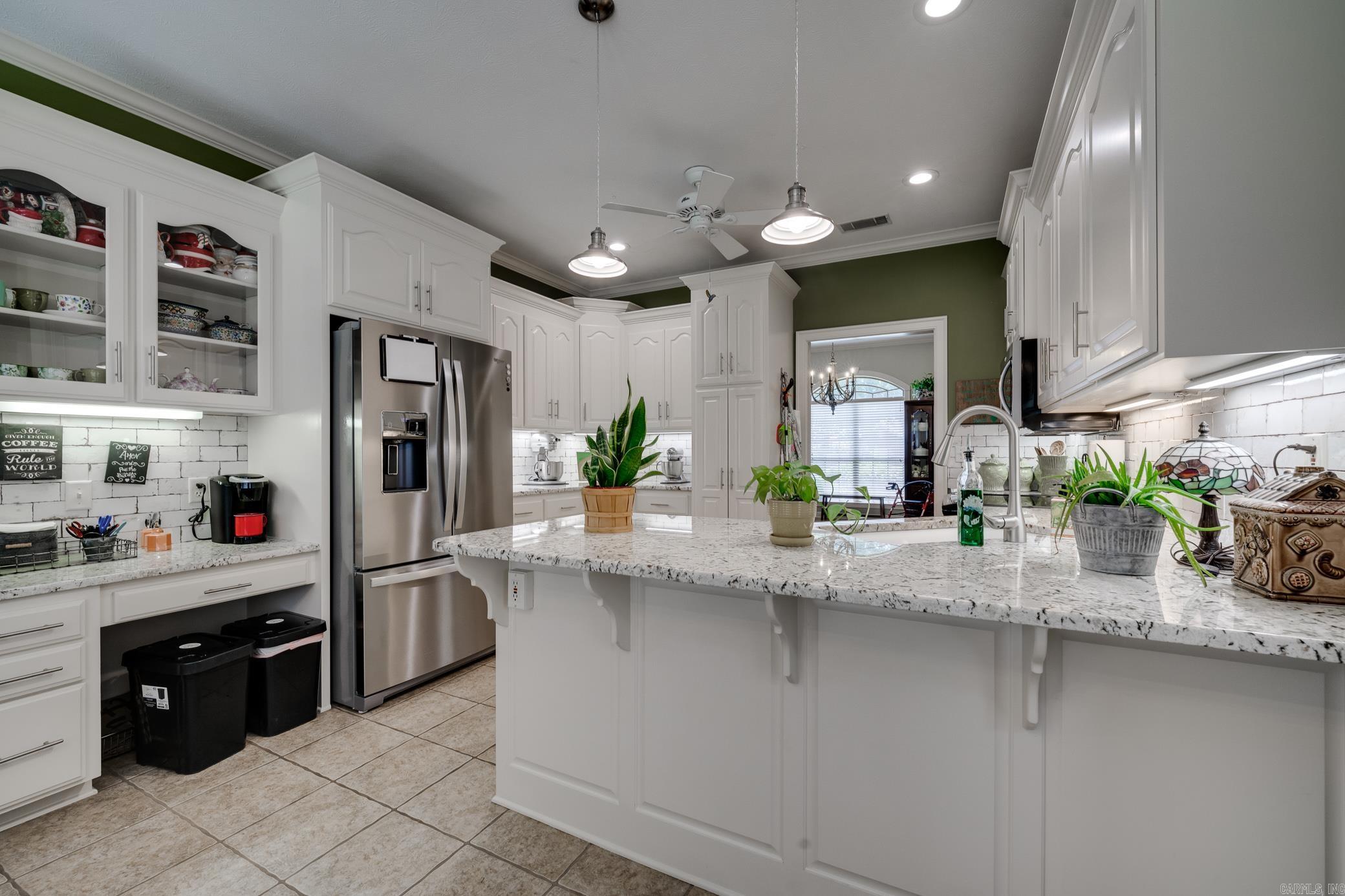 CATHERINE PLACE - Residential